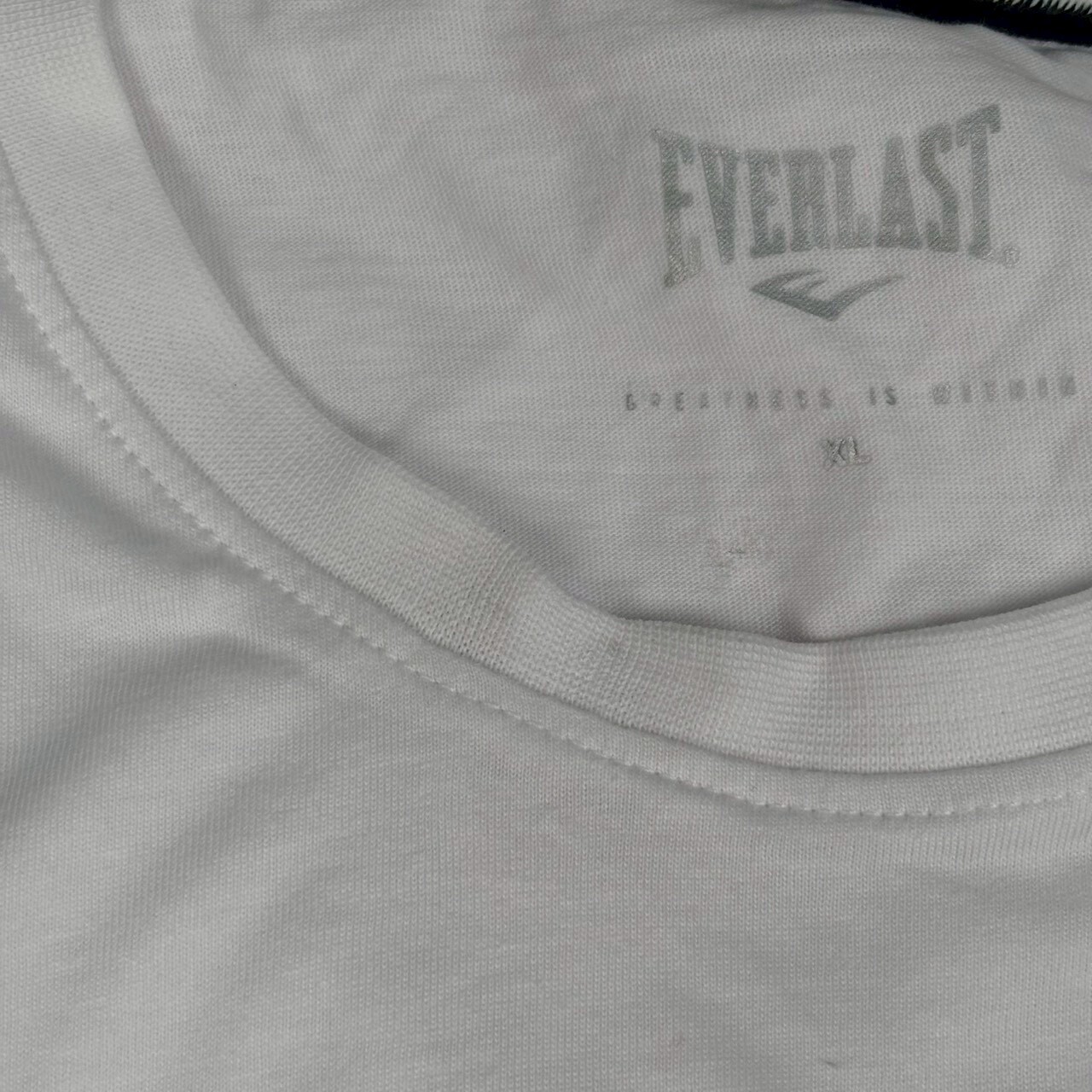 微瑕疵-領口髒汙 4021100301/XL EVERLAST 白紅 LOGO 短T