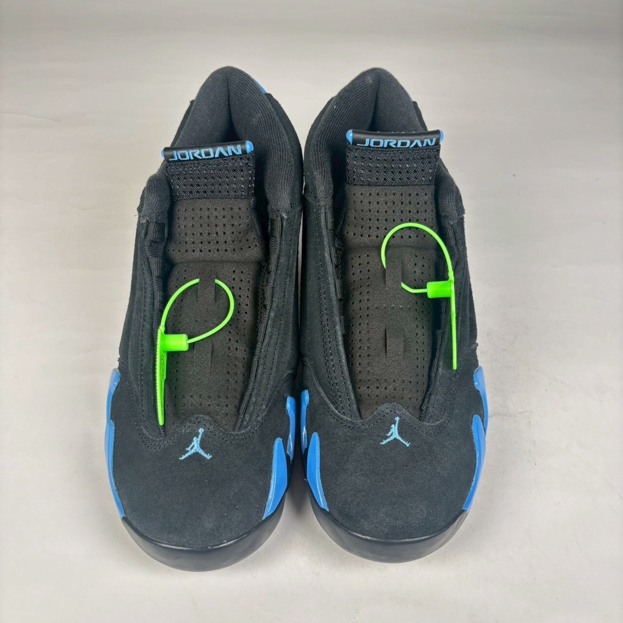 微瑕疵-兩腳鞋帶長度不同 487471-007/8.5 Air Jordan 14 Retro "Black University Blue" 2026 黑藍 經典復刻 男鞋復刻 男鞋