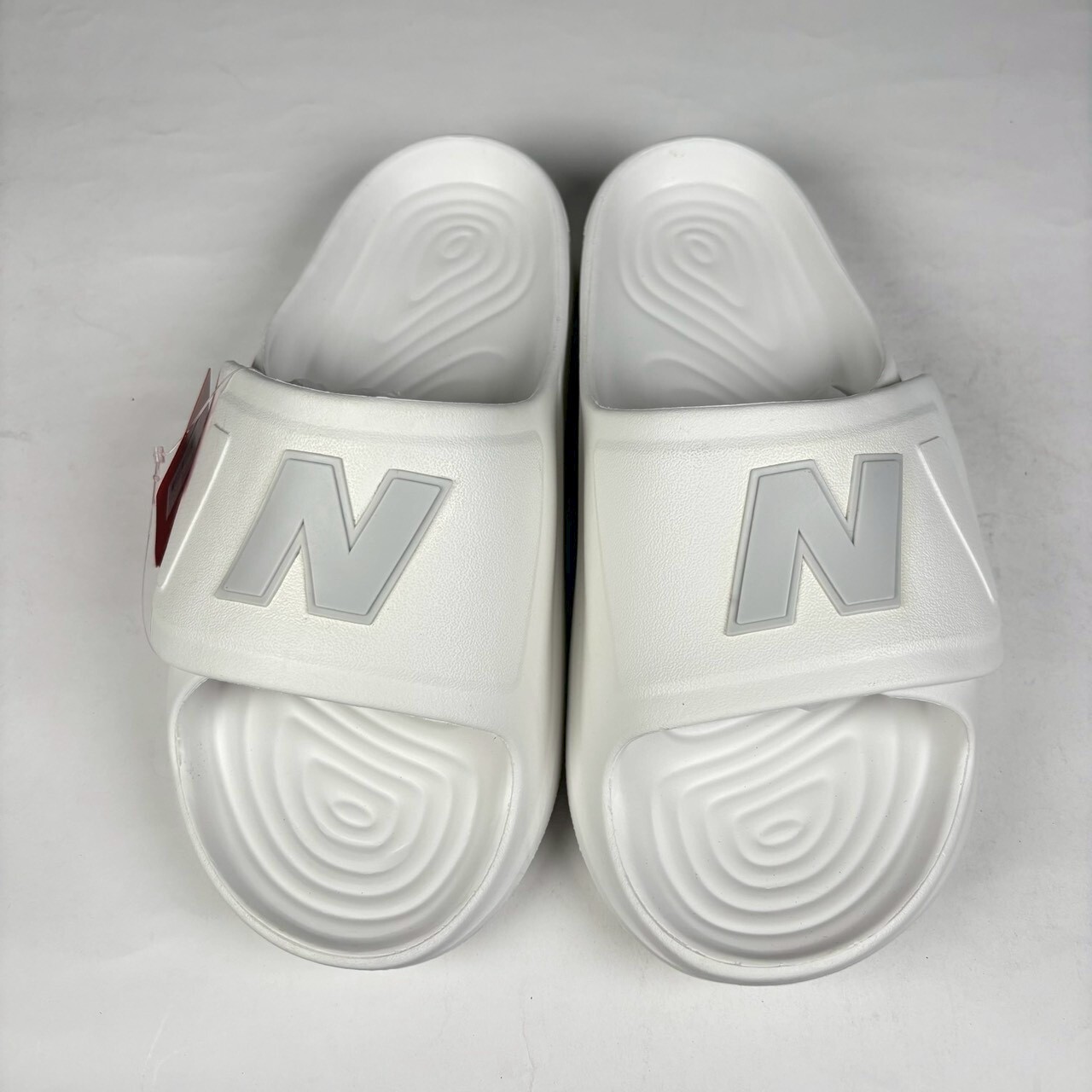 微瑕疵-左腳鞋面凸起&左右腳鞋標旁泛黃 SMASPTF1/9 New Balance 202XA Velcro Slide "White" 涼拖鞋 男鞋 白
