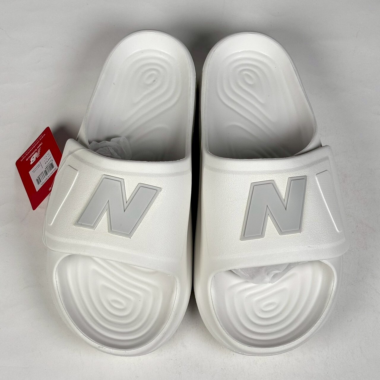 微瑕疵-右腳內側鞋頭髒汙&左右腳鞋標旁泛黃 SMASPTF1/9 New Balance 202XA Velcro Slide "White" 涼拖鞋 男鞋 白