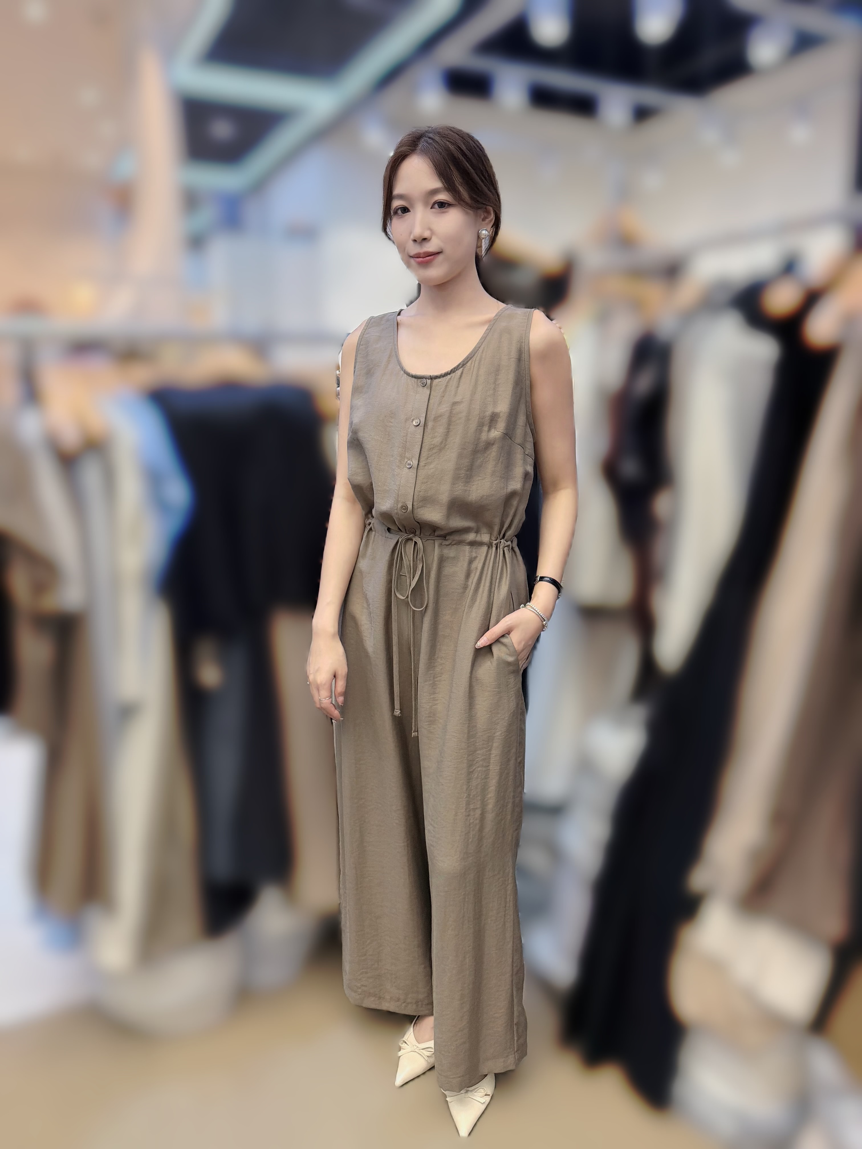 SS53 童童價 胸40 HIP50 長55.5 $599