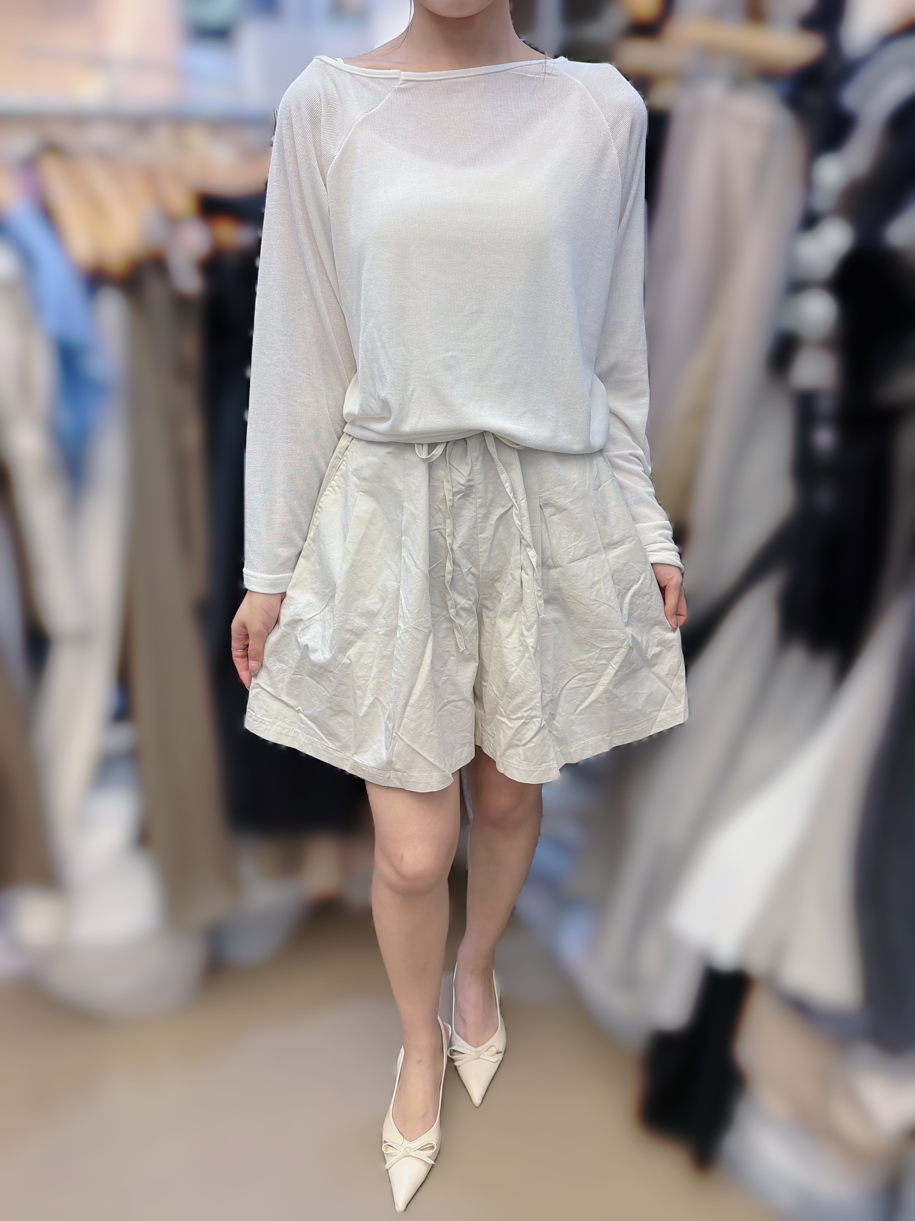SS68 腰28-39 HIP58 長19 $399 (一口價)