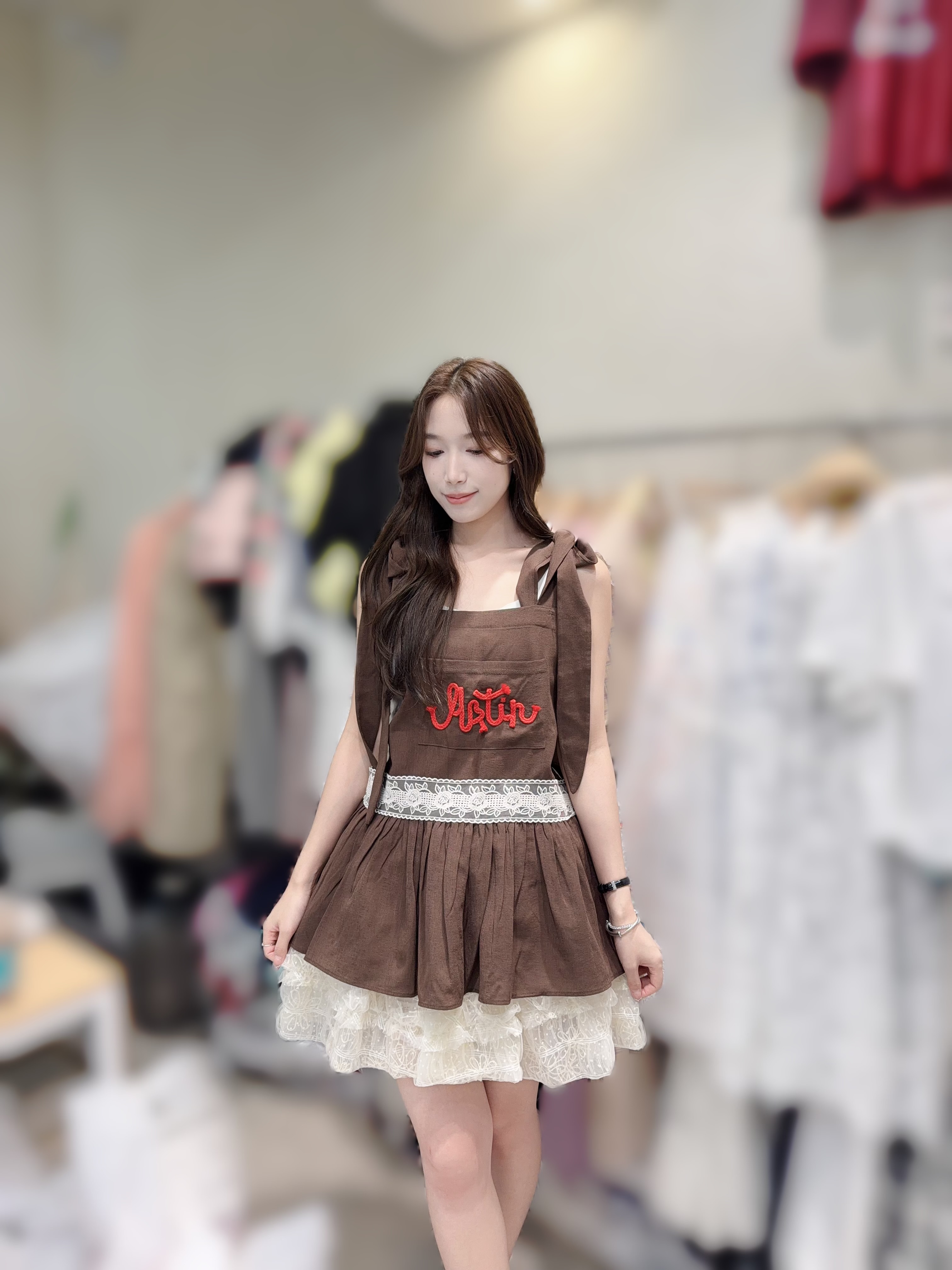 MA15 胸28-48 HIP46 長21-32 $559