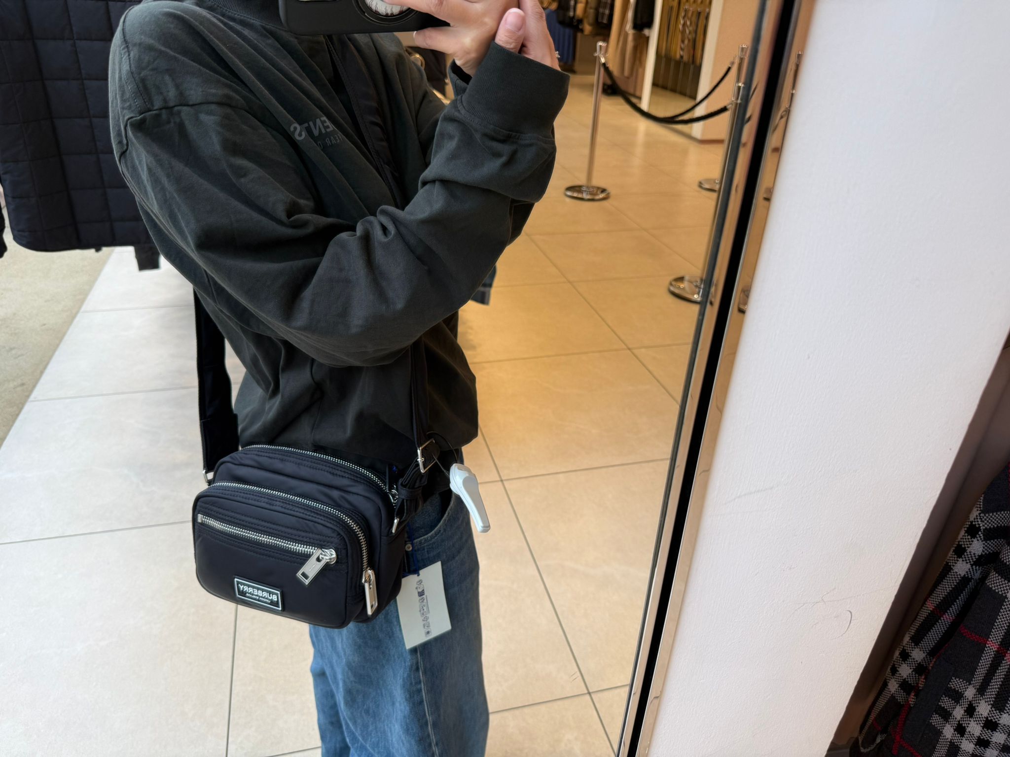 LYS02005 Burberry 尼龍腰包/斜揹袋