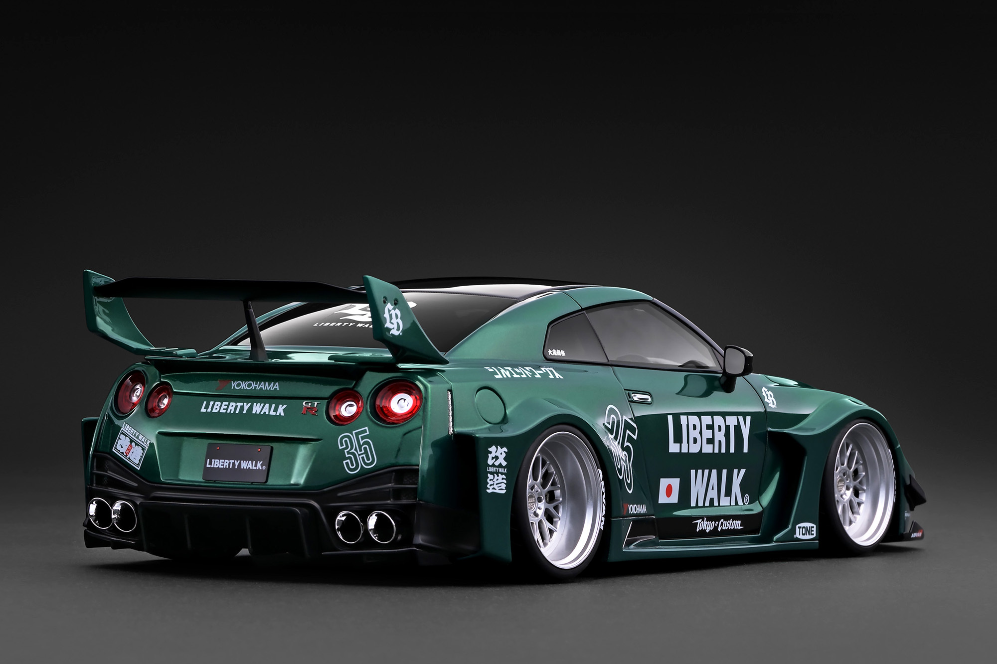 [預訂] Ignition Model 1/18 LB-Silhouette WORKS GT 日產Nissan 35GT-R 金屬綠色