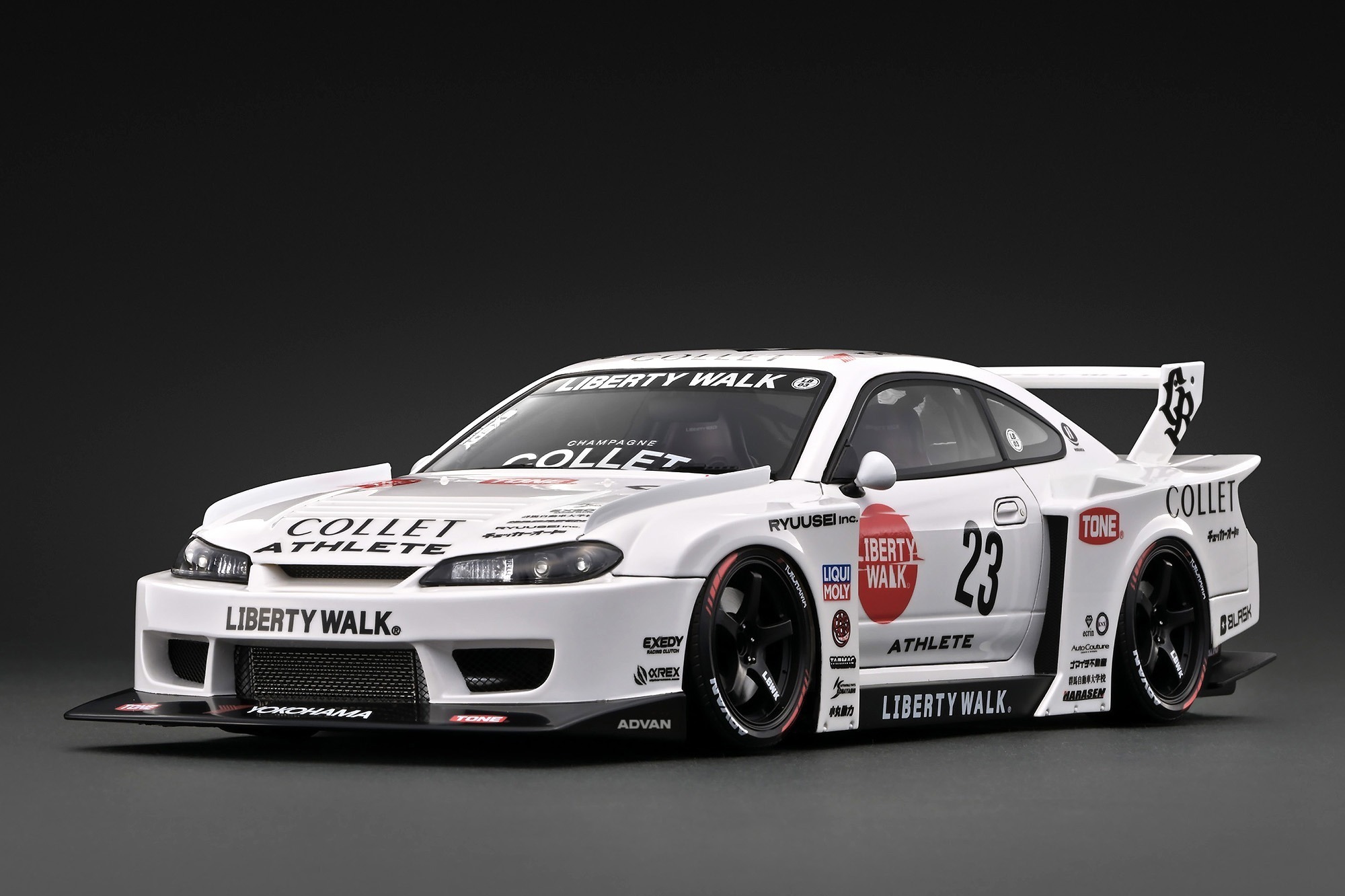 [預訂] Ignition Model 1/18 LB-Super Silhouette S15 SILVIA 白色