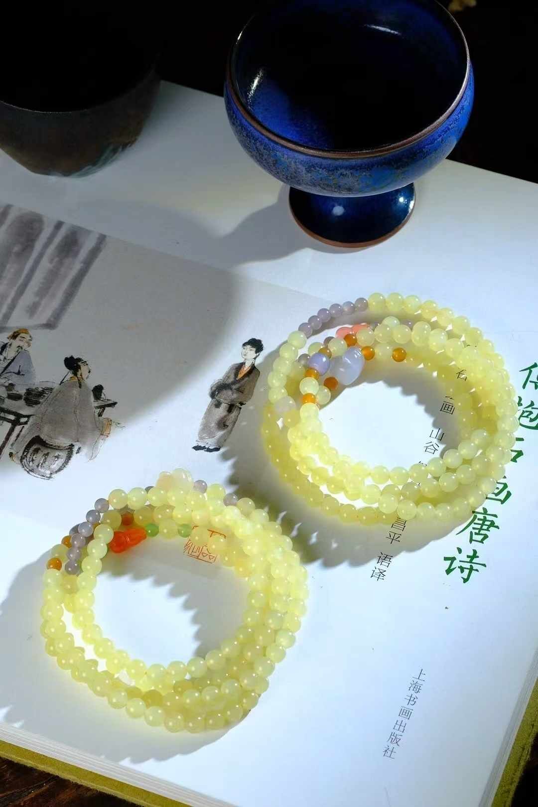 623714 和田玉珠串 (5.4mm直徑)