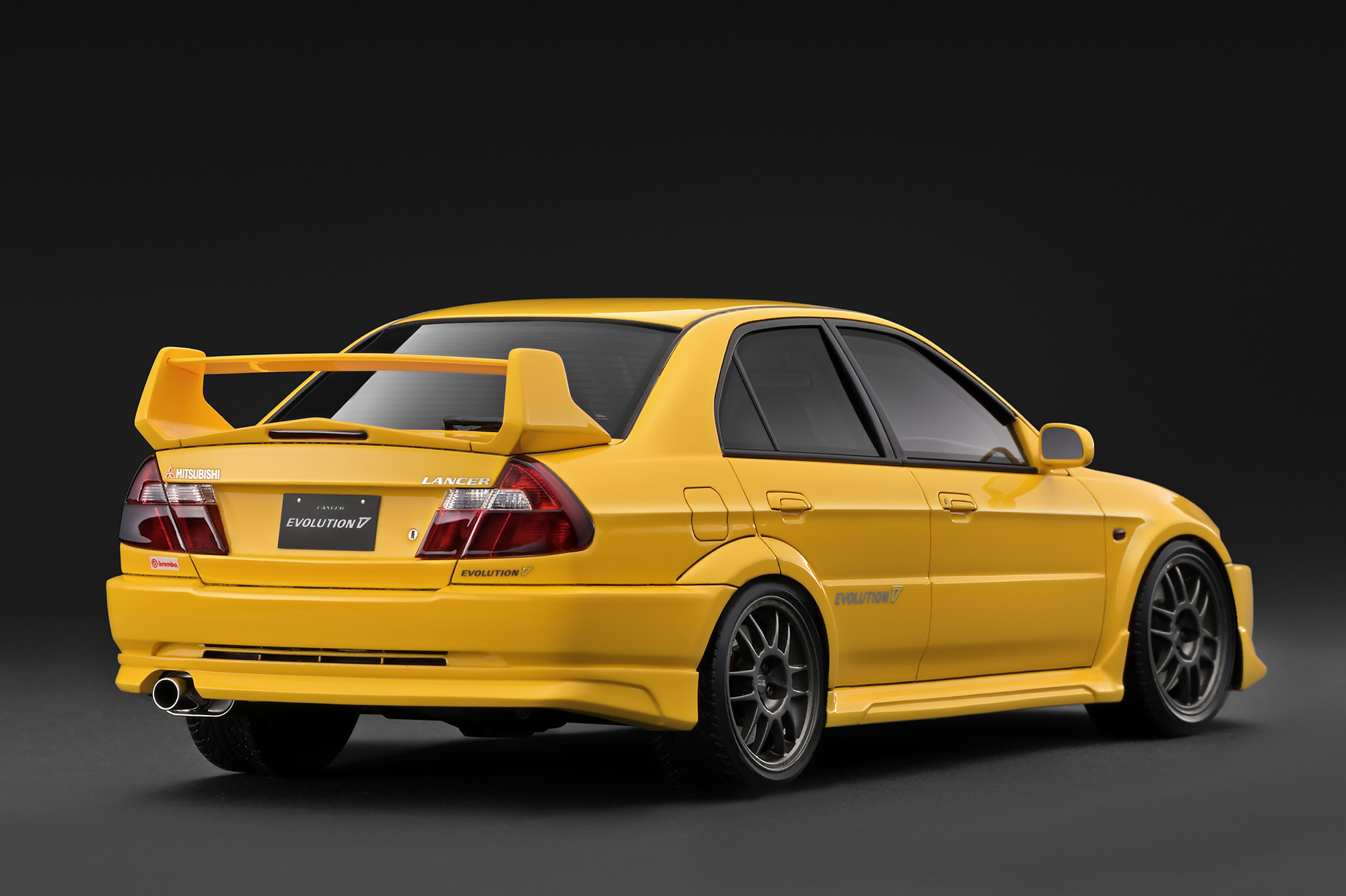 [預訂] Ignition Model 1/18 三菱Mitsubishi LANCER EVOLUTION V (CP9A) 黃色