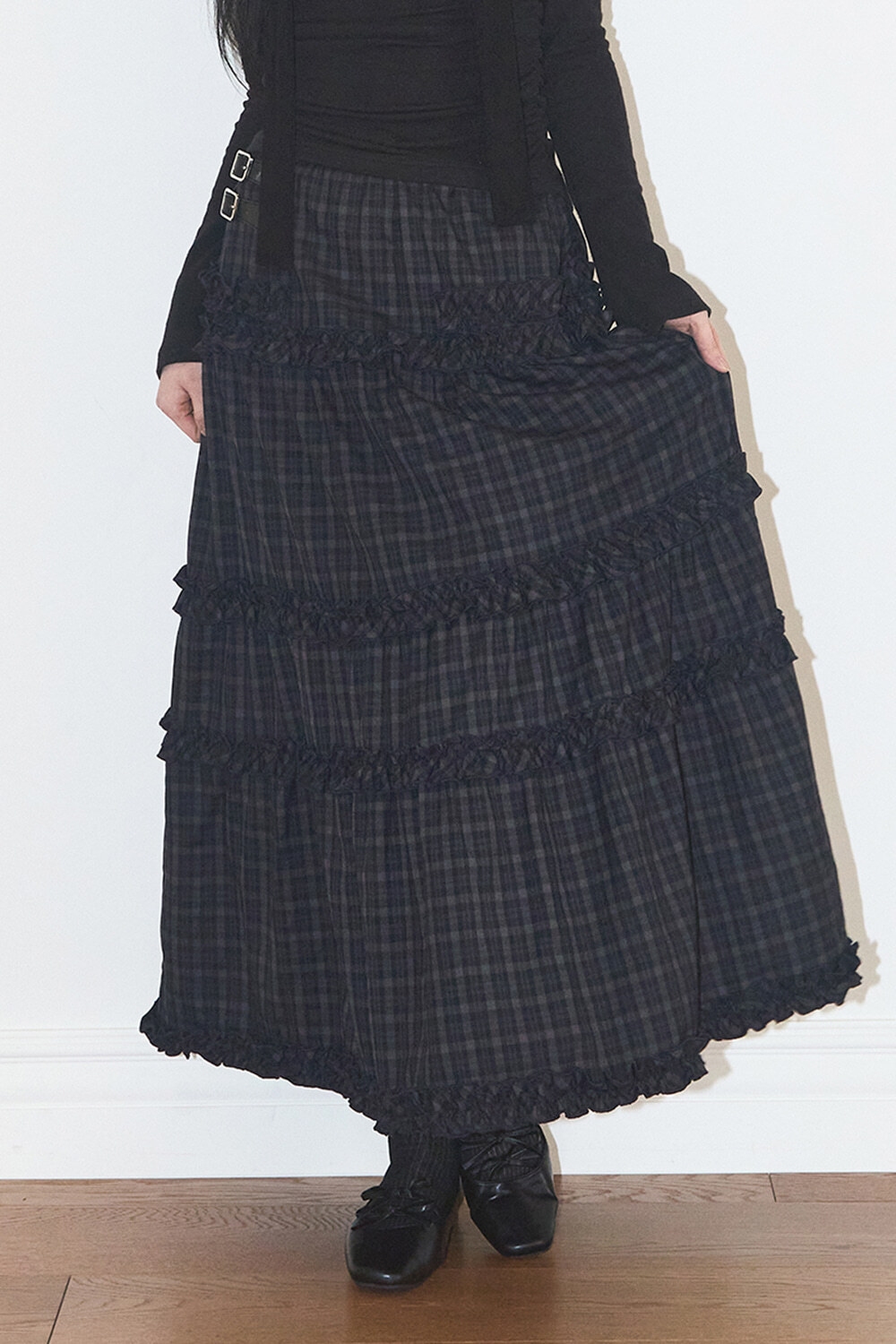 ILLIGO Buckle Frill Long Skirt