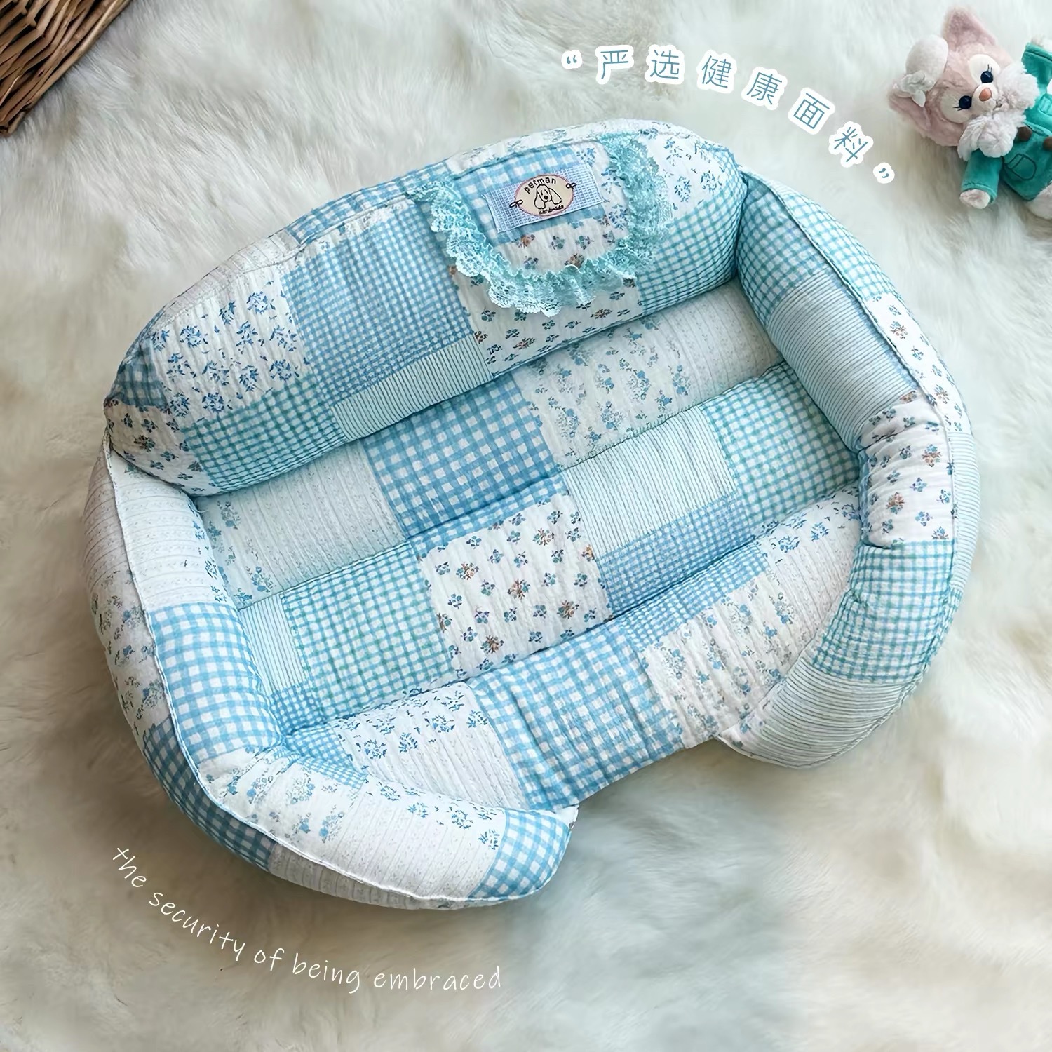 PETMAN Blue Hyacinth Pet Lounging Mat