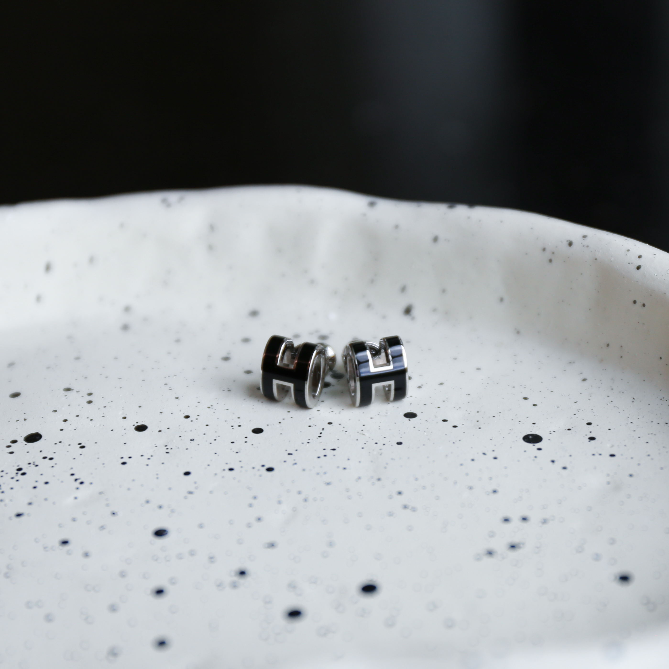 Hermes PopH mini Earrings (Black) PHW