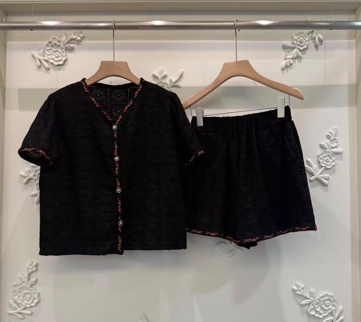 【限量】BE58 下身 腰24-40 HIP51 長15 $599