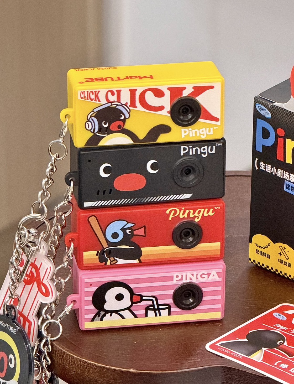 （預購）正版授權 PINGU 復古迷你相機鑰匙圈盲盒