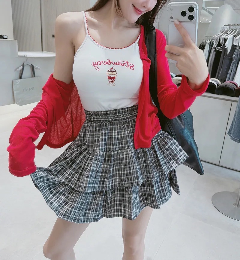 可愛圖案罩杯背心+排釦小外套