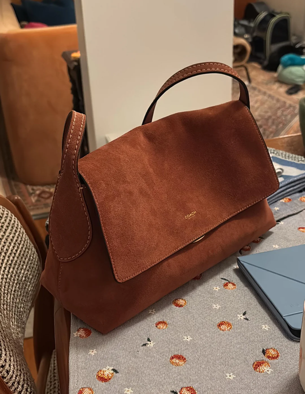 【預訂】Coach Chelsea Shoulder Bag 30 ( Clay )