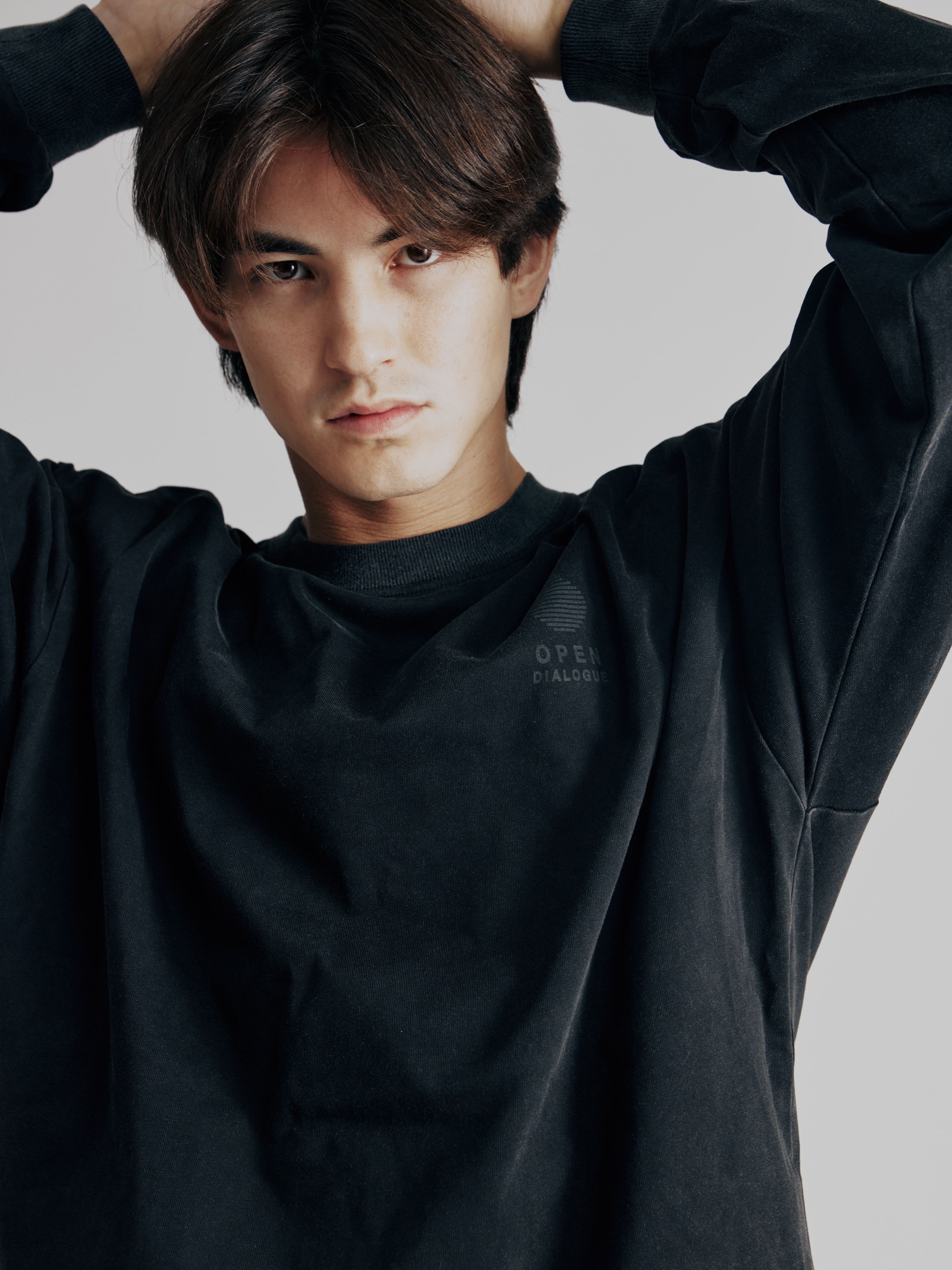 ODE LONG SLEEVE TEE - BLACK