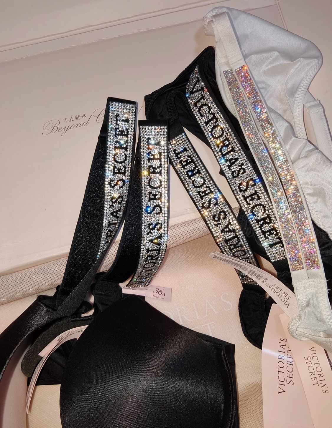 〈辣妹們集合✨〉Victoria's Secret 維密水鑽 經典聚攏款