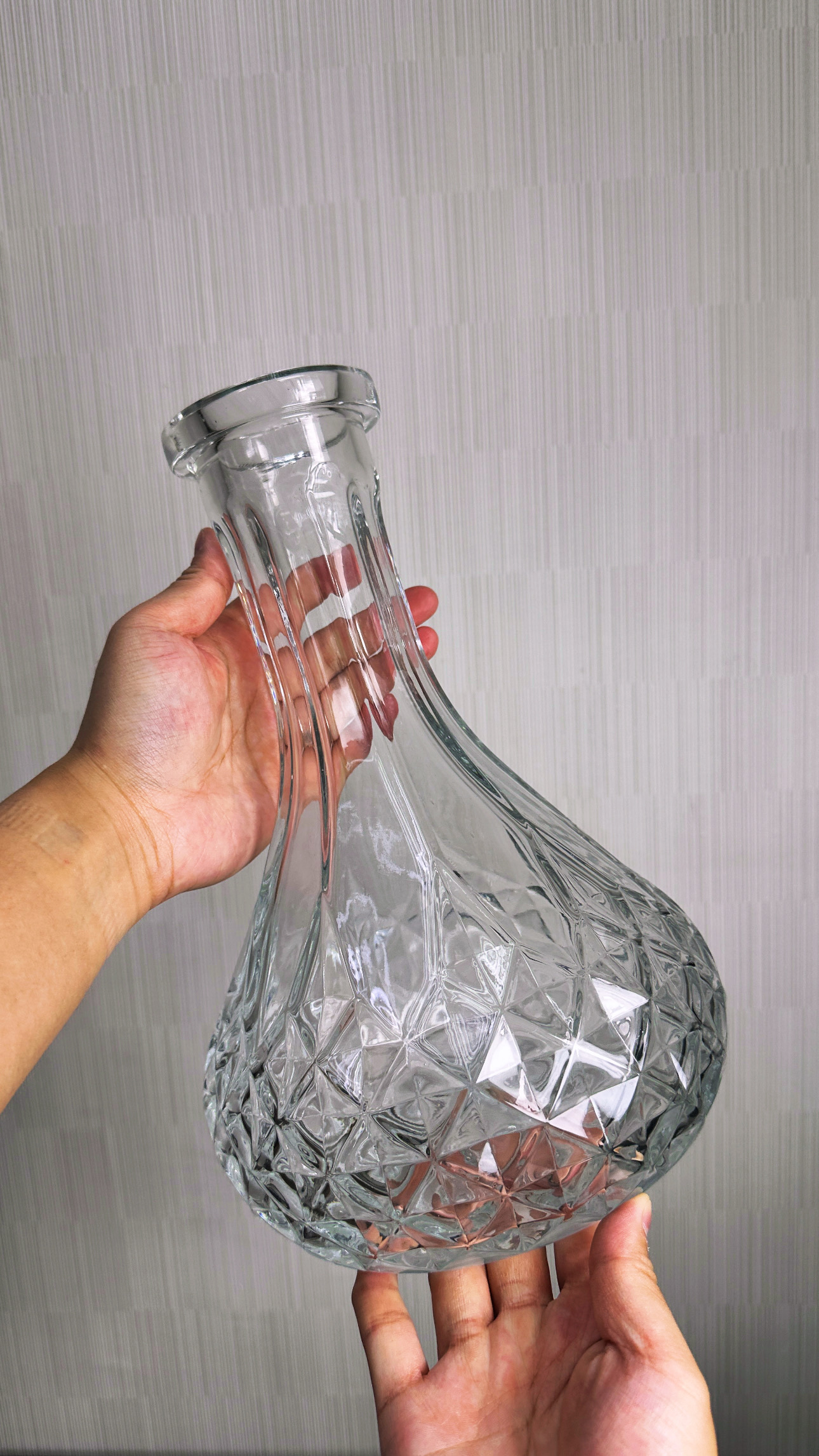 Glass Base Diamond Drop