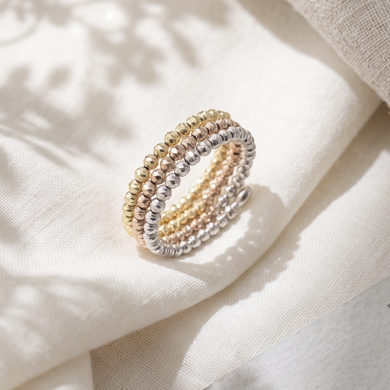 18K Gold 3-color gold laser-ball ring