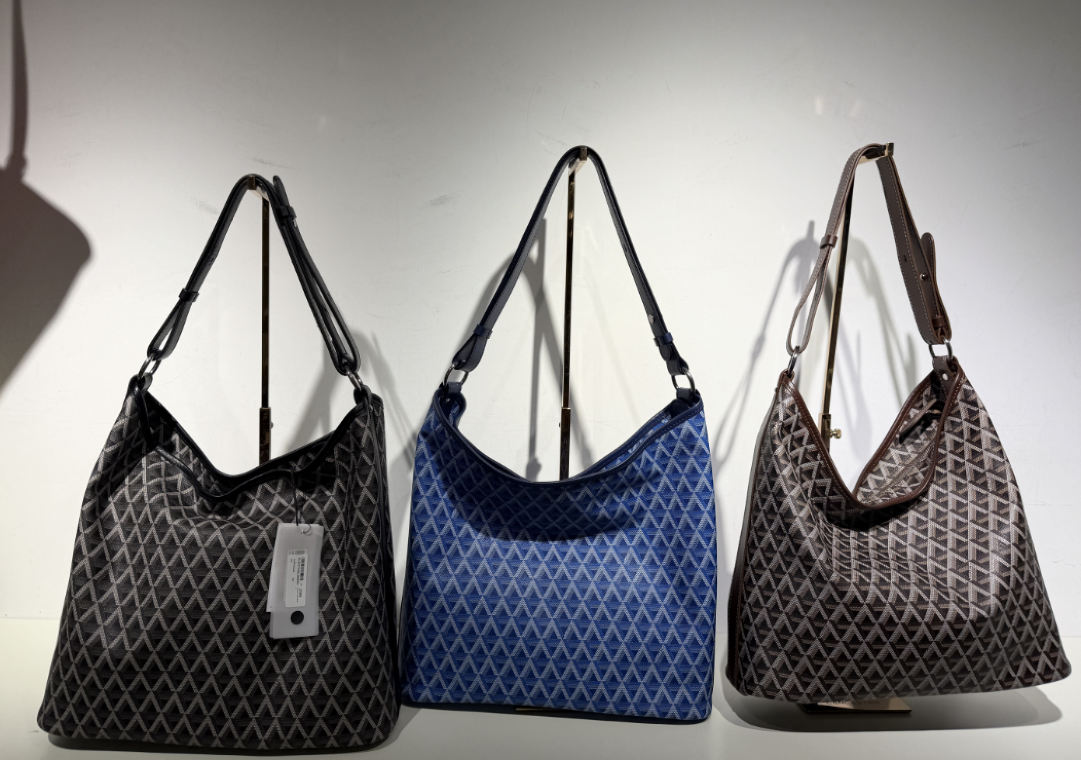 0702LC33-LANCASTER-HANDBAG-Lancaster 巴黎龍卡斯特 Ikon 系列的 Hobo 流浪包（A33）