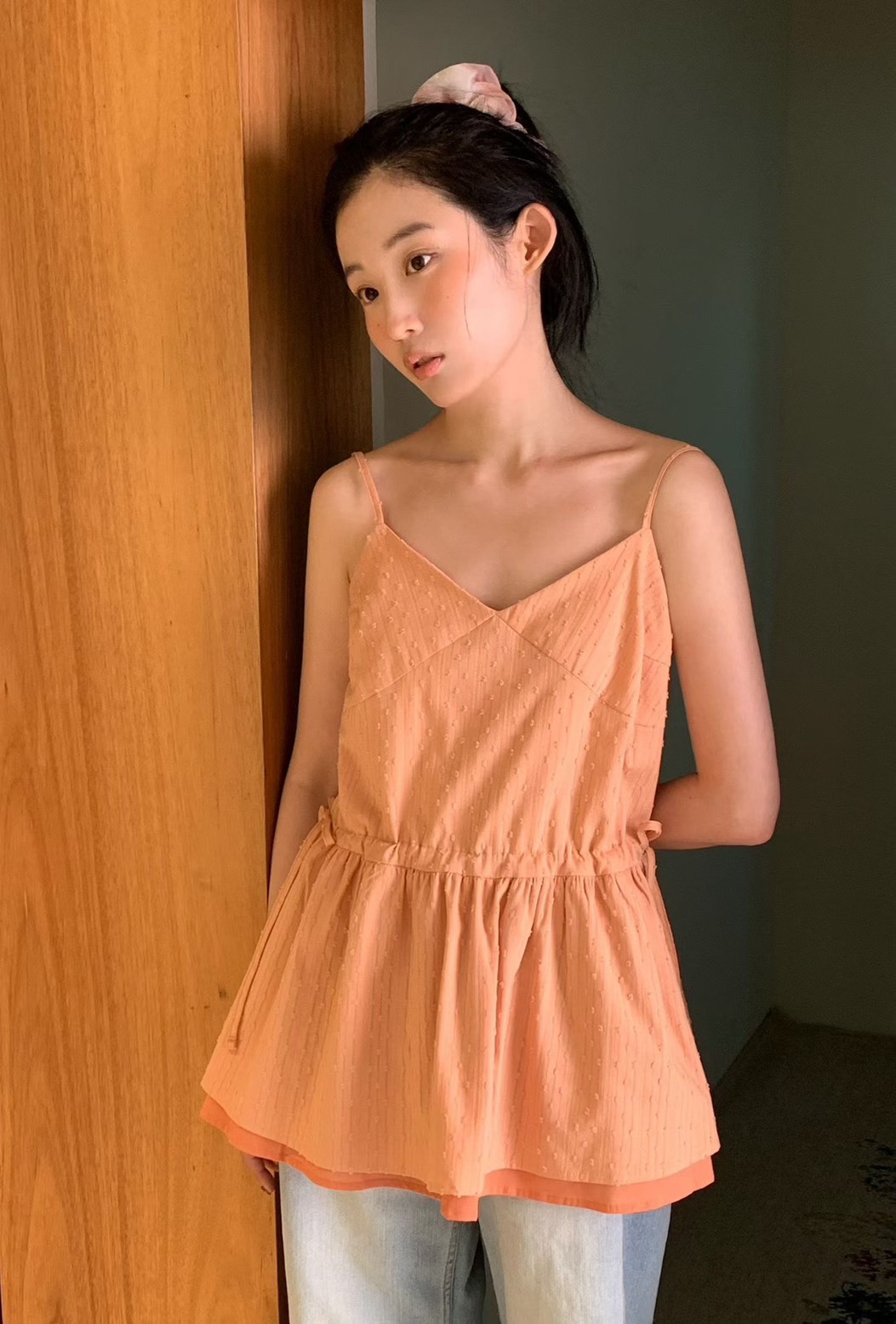 縮腰吊帶V領傘襬長背心