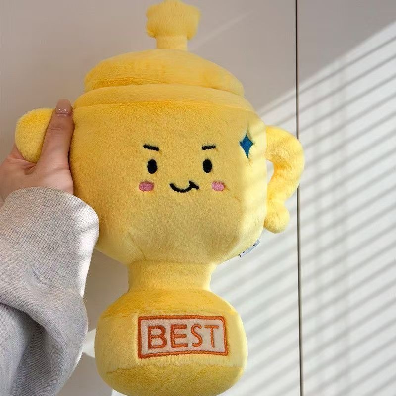 PREORDER 预购 搞怪可爱奖杯你是最棒的公仔毛绒玩具 35cm