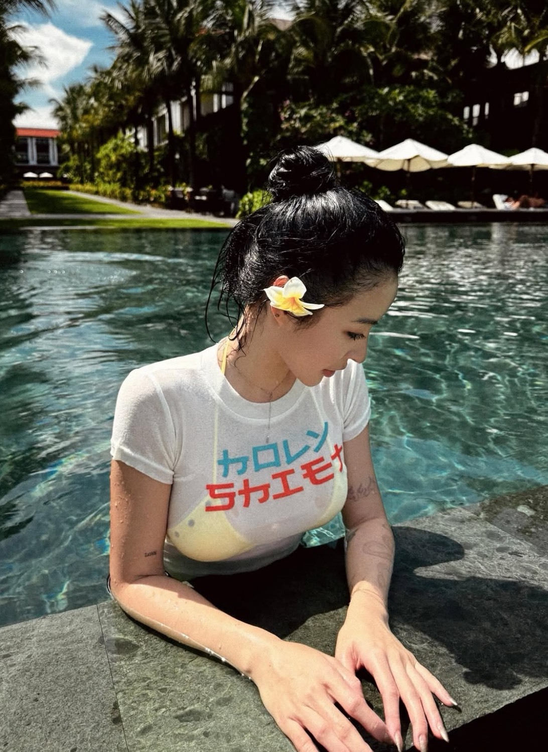 <美式復古天花板🎸>越南品牌 Holytee HOLYshjet TOP 超薄修身上衣