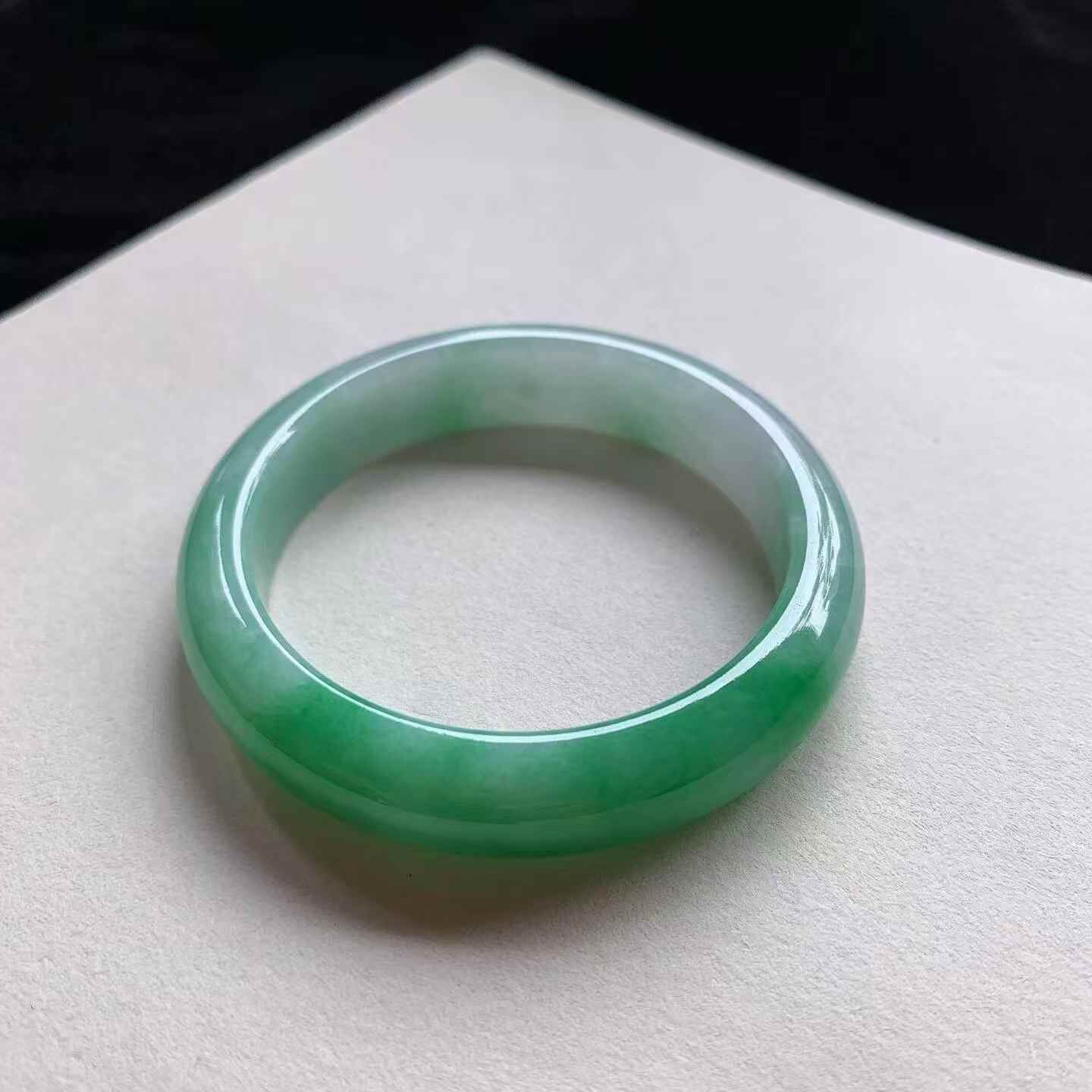 陽綠正圈翡翠手鐲,天然翡翠A玉, 緬甸玉, Jade, Jadeite