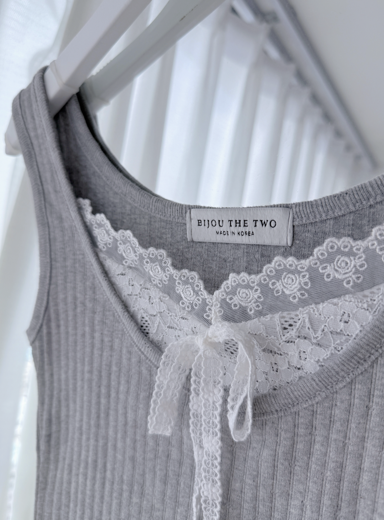 *BJ2 MADE SERIES* Chloé Lace-Trimmed Ribbed Tank Top 030726