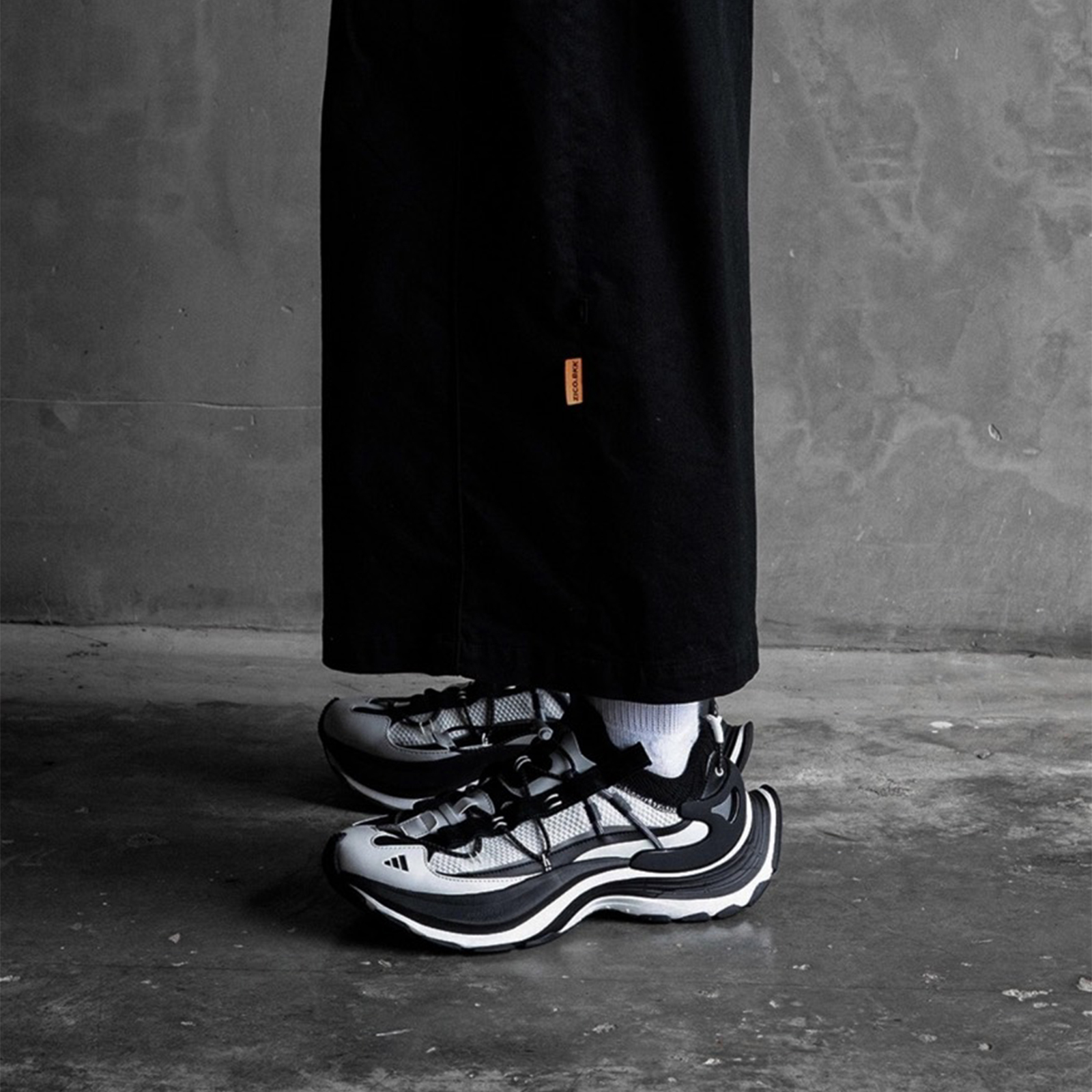 adidas FOS XLG SPEED HIKE 黑白熊貓 機甲鞋 解構 快速抽繩 厚底增高 巴黎世家平替 男女同款 KK1916
