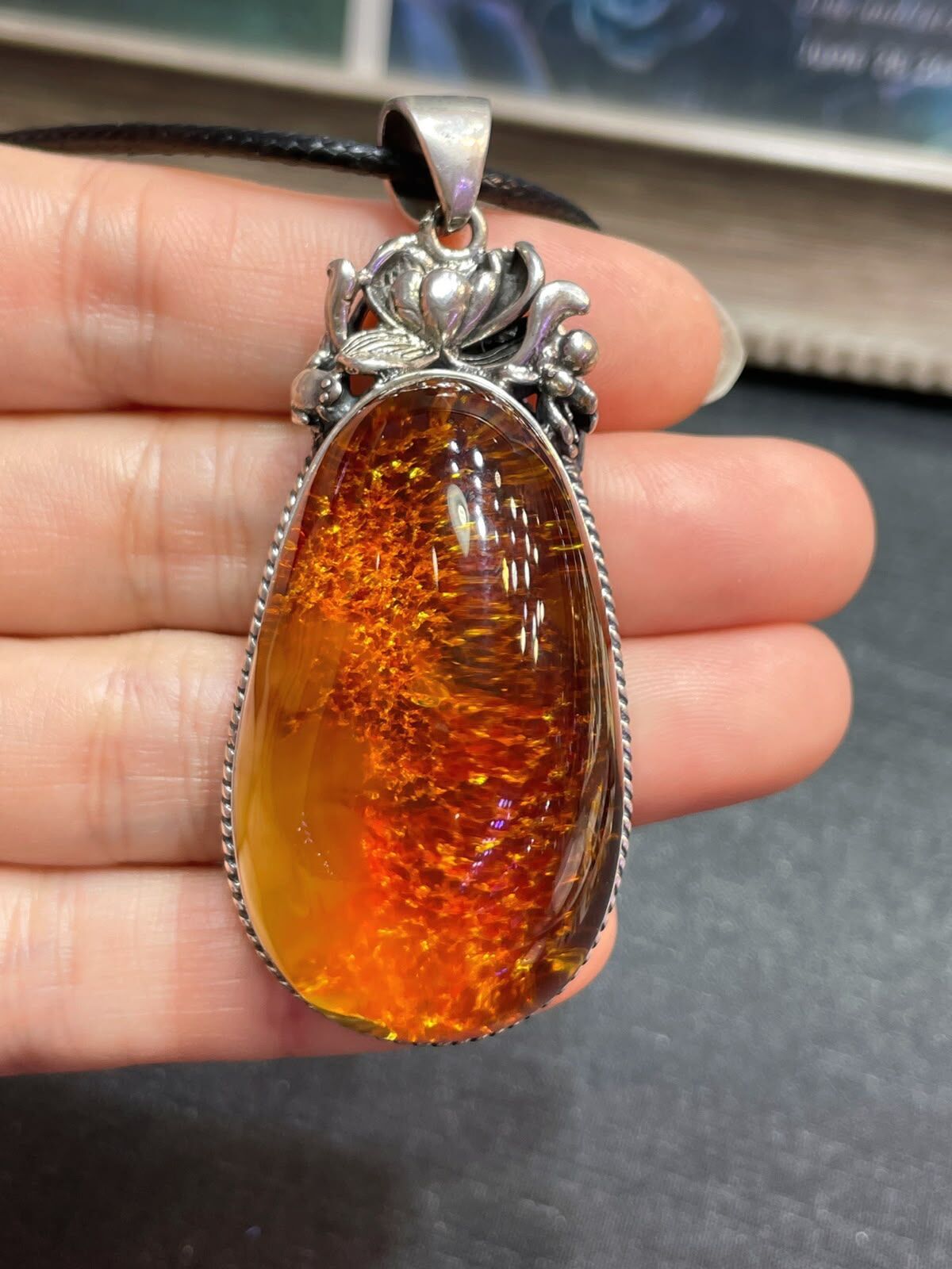 0628BA16-BALTICAMBER-RING-天然波羅的海琥珀蜜蠟吊墜，[俄料成色美，S925銀鑲嵌] (A16)