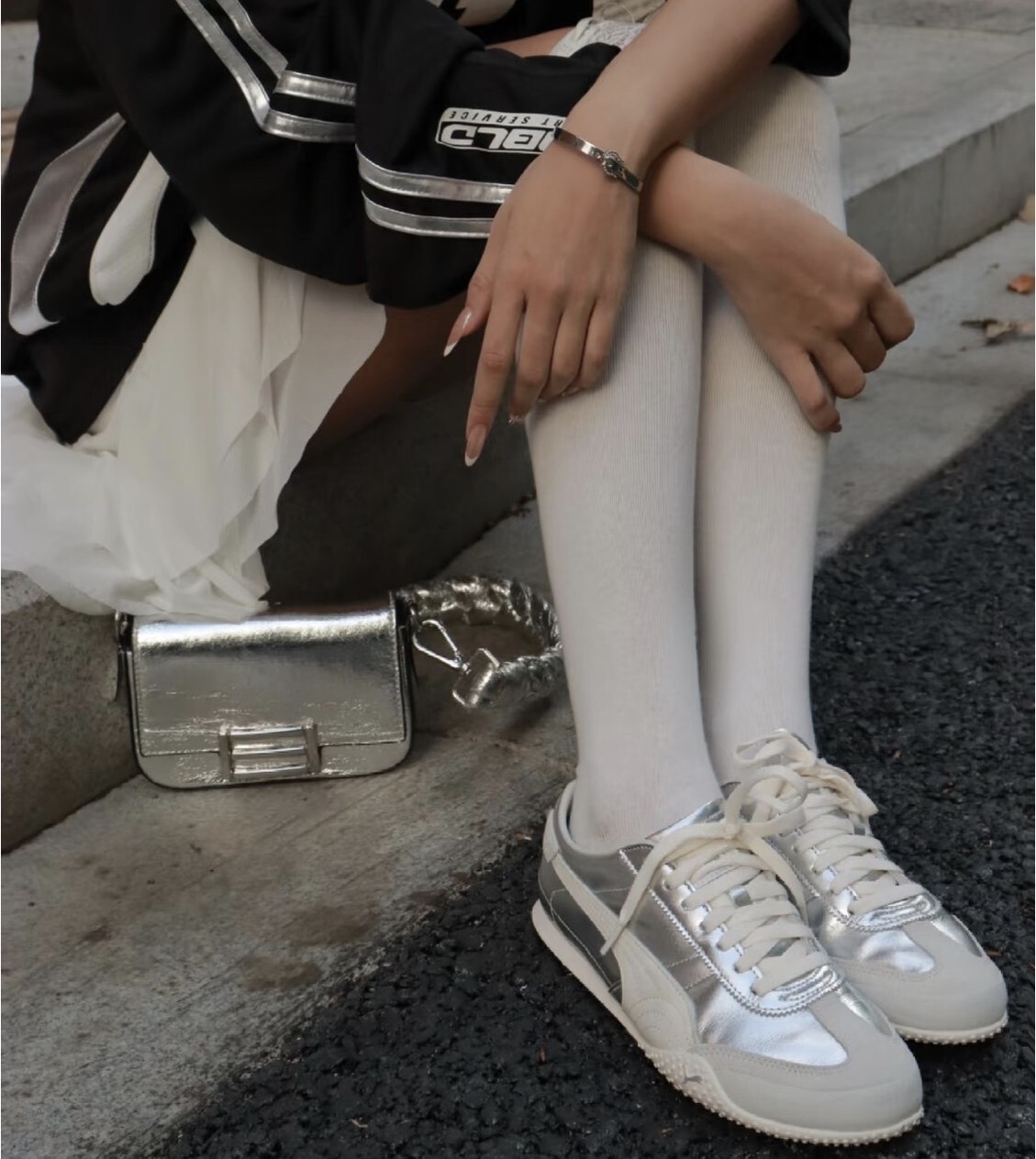 PUMA 休閒鞋 BELLA UT LEA 銀米白 復古鞋 女 40525608