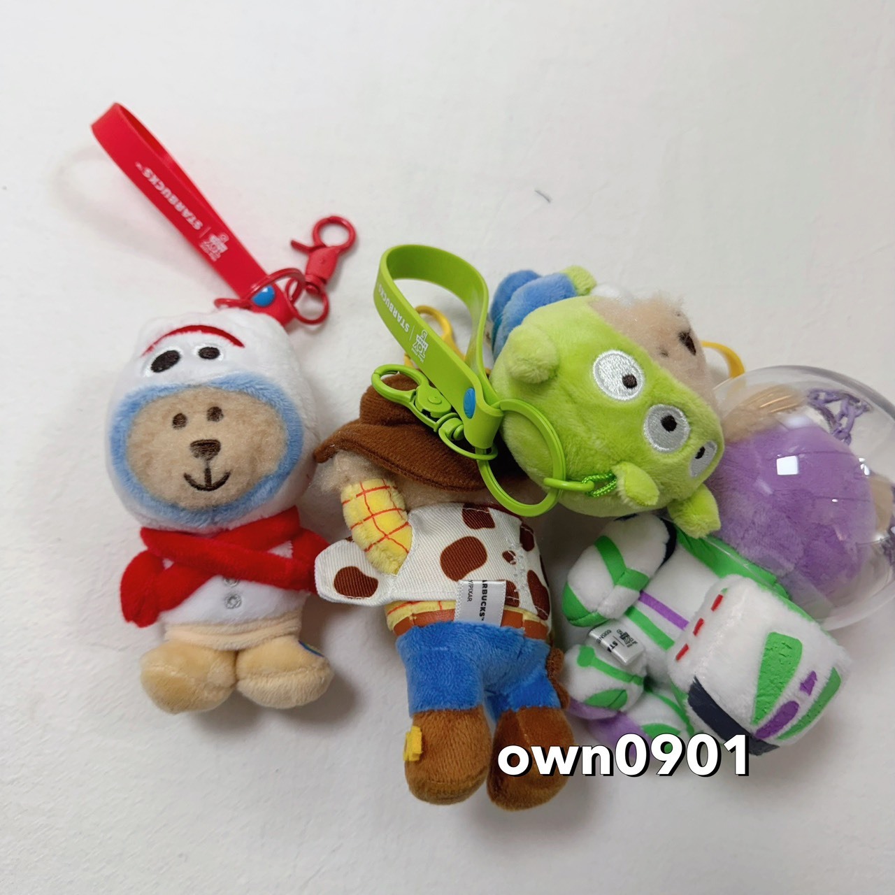 【OWN】Starbucks X Toy Story 韓國限定 限量 吊飾 玩偶 玩具總動員 叉奇 三眼怪 巴斯 胡迪 熊熊