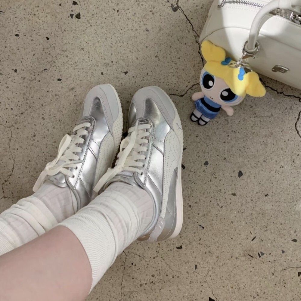 PUMA 休閒鞋 BELLA UT LEA 銀米白 復古鞋 女 40525608