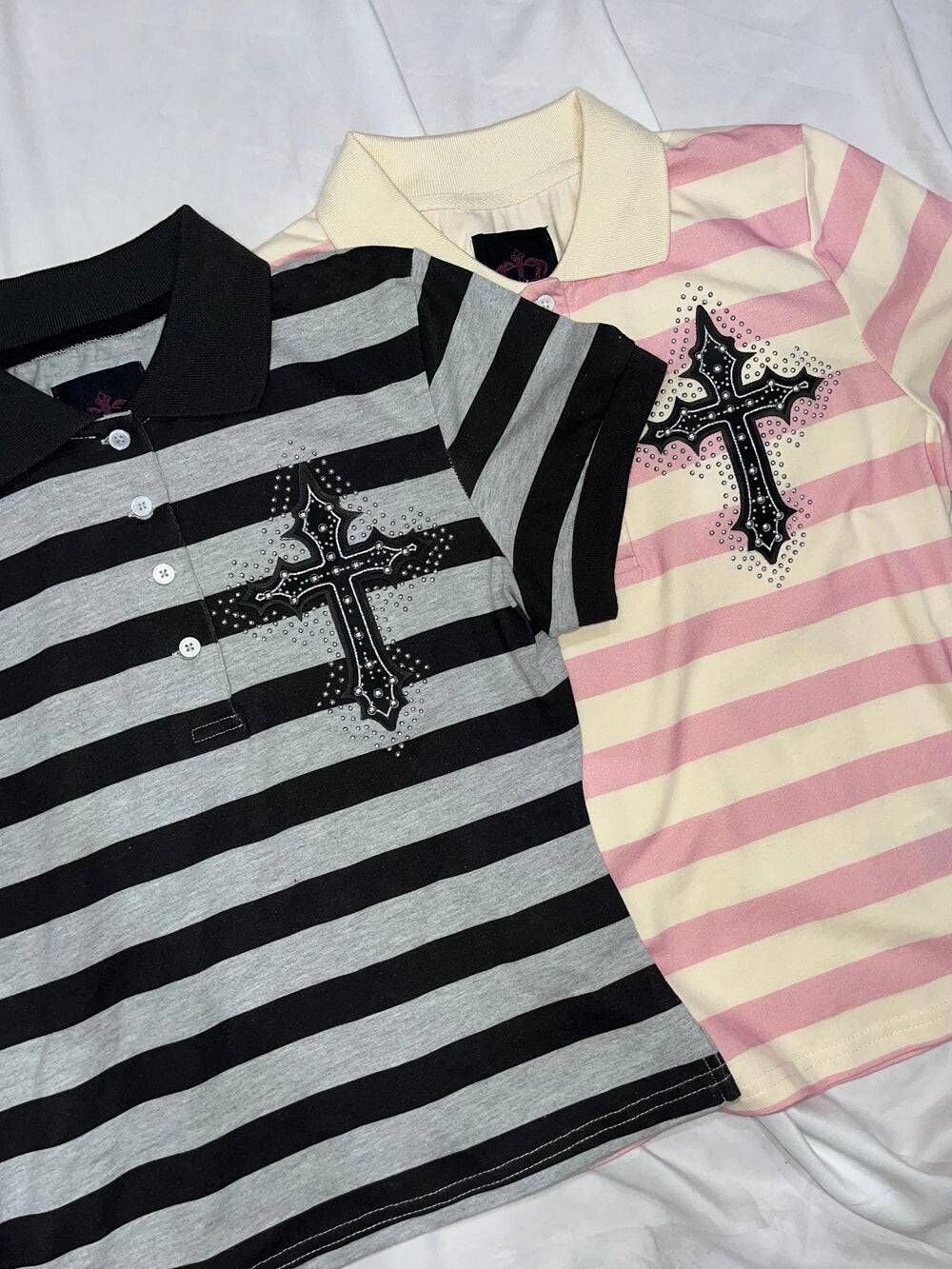 【9090 girl】0704發售新品 Cross Patch Stripe Polo ¥7,900