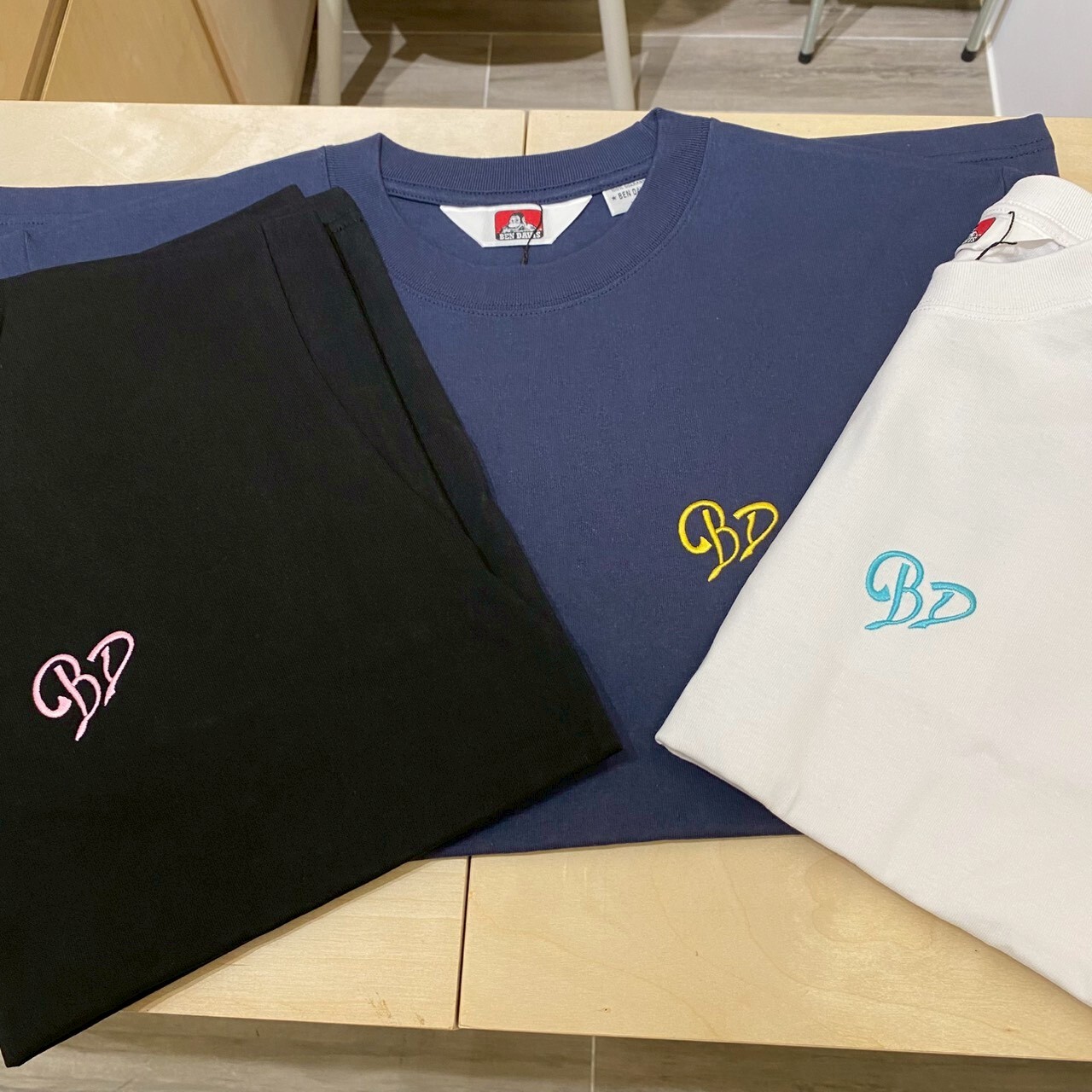 Ben davis 猿人油漆愛心字短Tee C-26580048