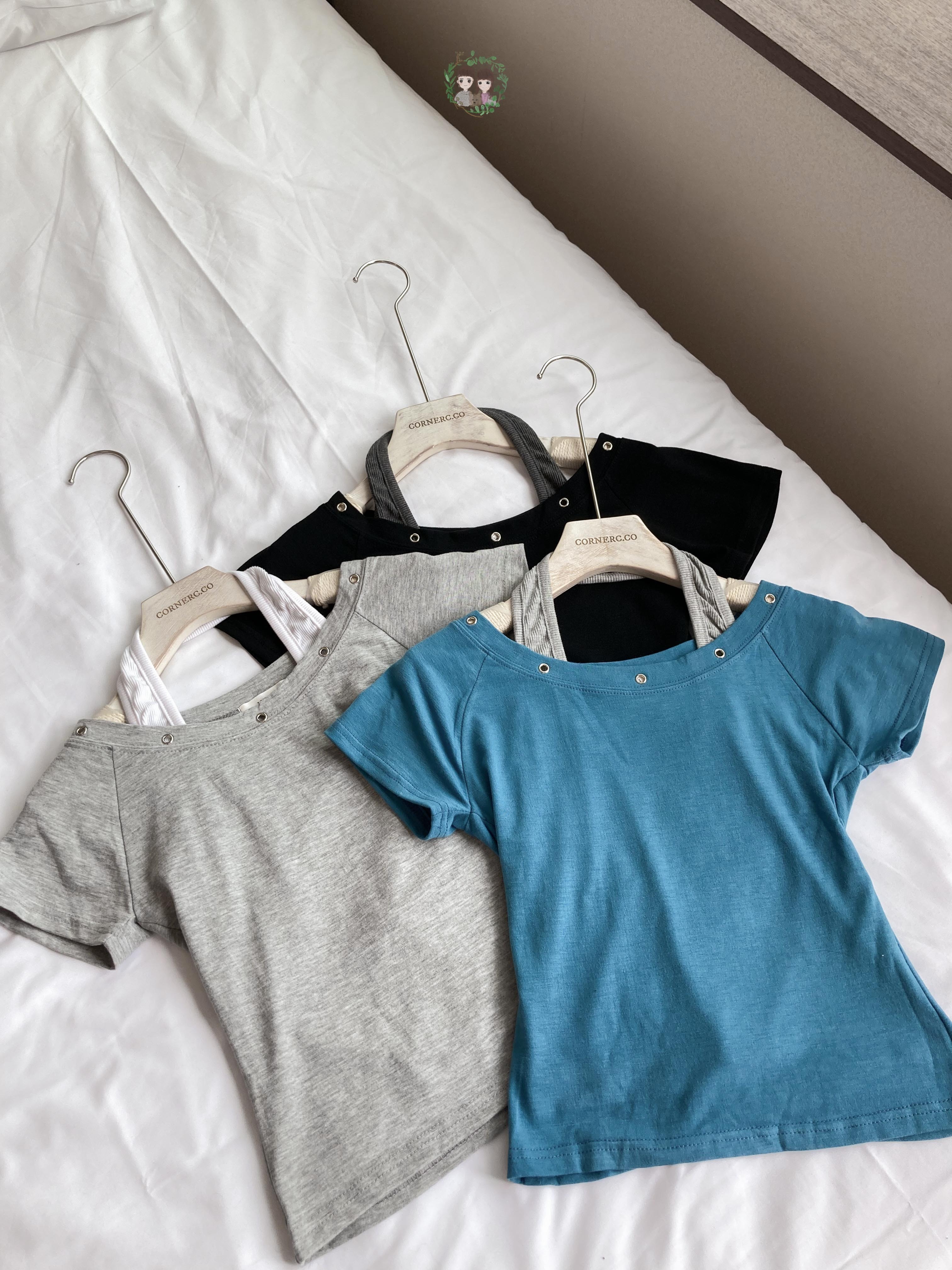 空心鉚釘邊拼色掛頸層疊Top〈🇰🇷DAY 2〉