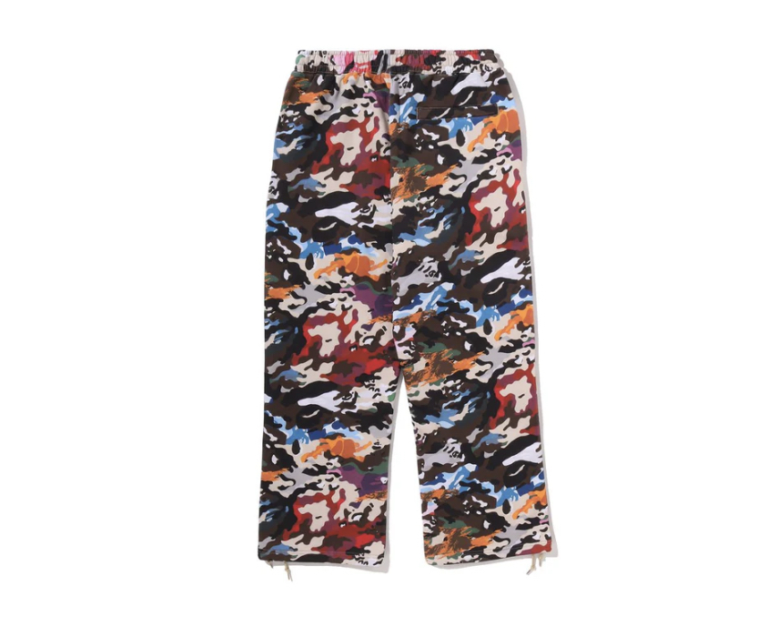 【BAPE男生】0704發售寬版HYBRID CAMO APE FACE LOGO RELAXED FIT SWEATPANTS