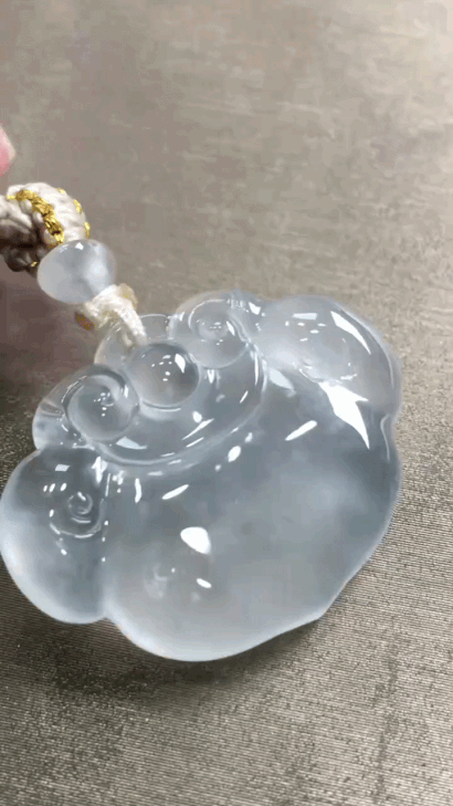 617325 翡翠高冰如意