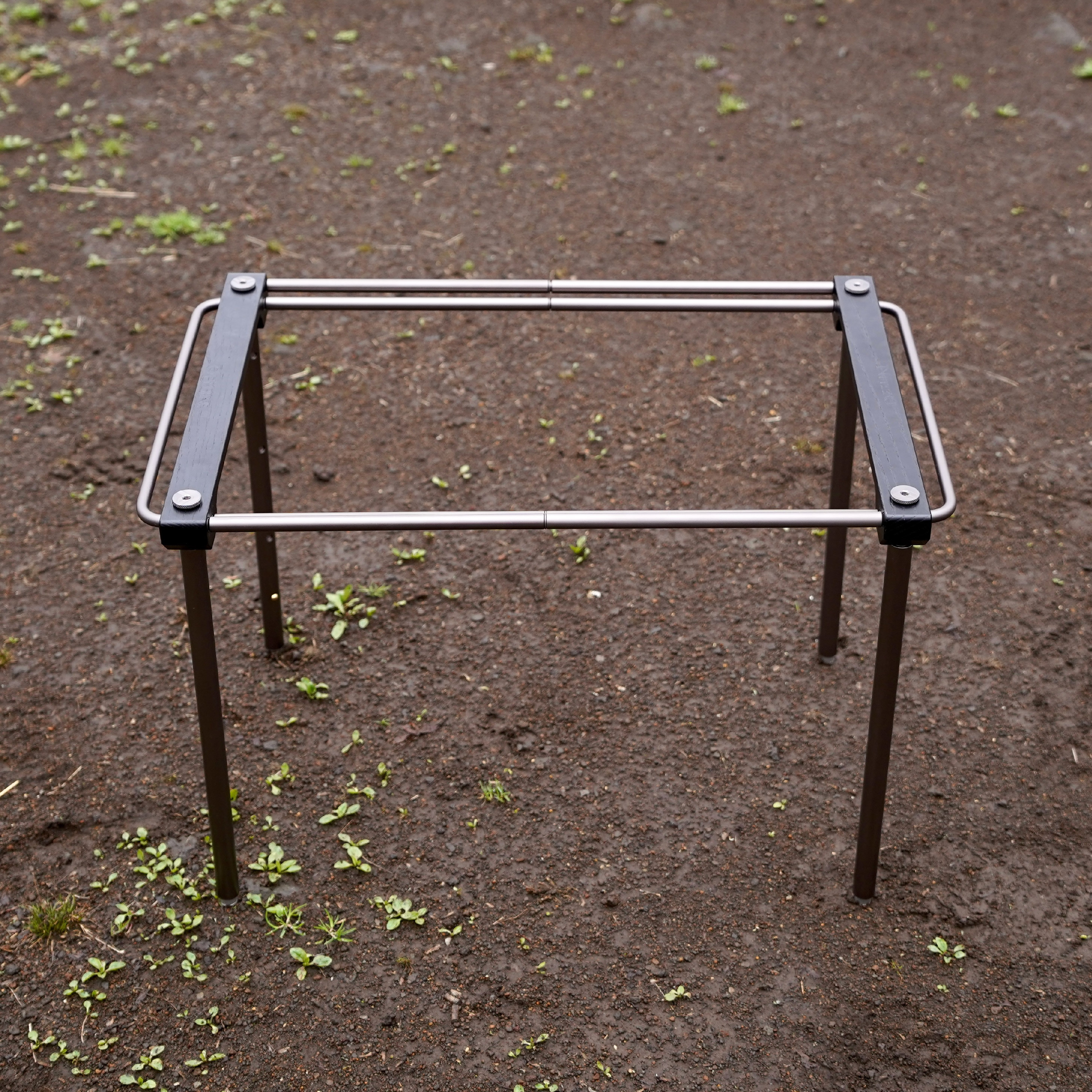 OFFLINE Table Frame