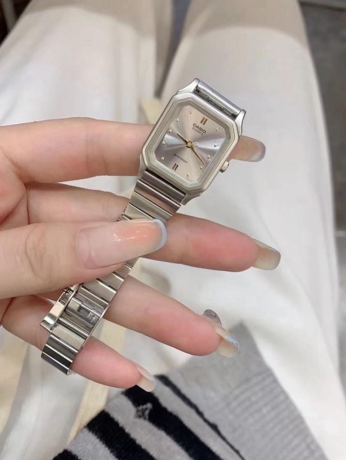 今晚調漲<復古文藝浪潮⌚️> Casio Vintage 銀方塊復古手錶 女款