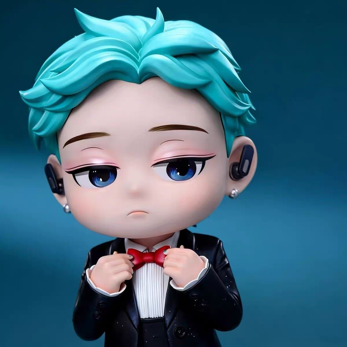 【Luxury】 迷你版 限量GD公仔 Q版 西裝 公仔 GD演唱會公仔 16CM高 綠髮GD公仔
