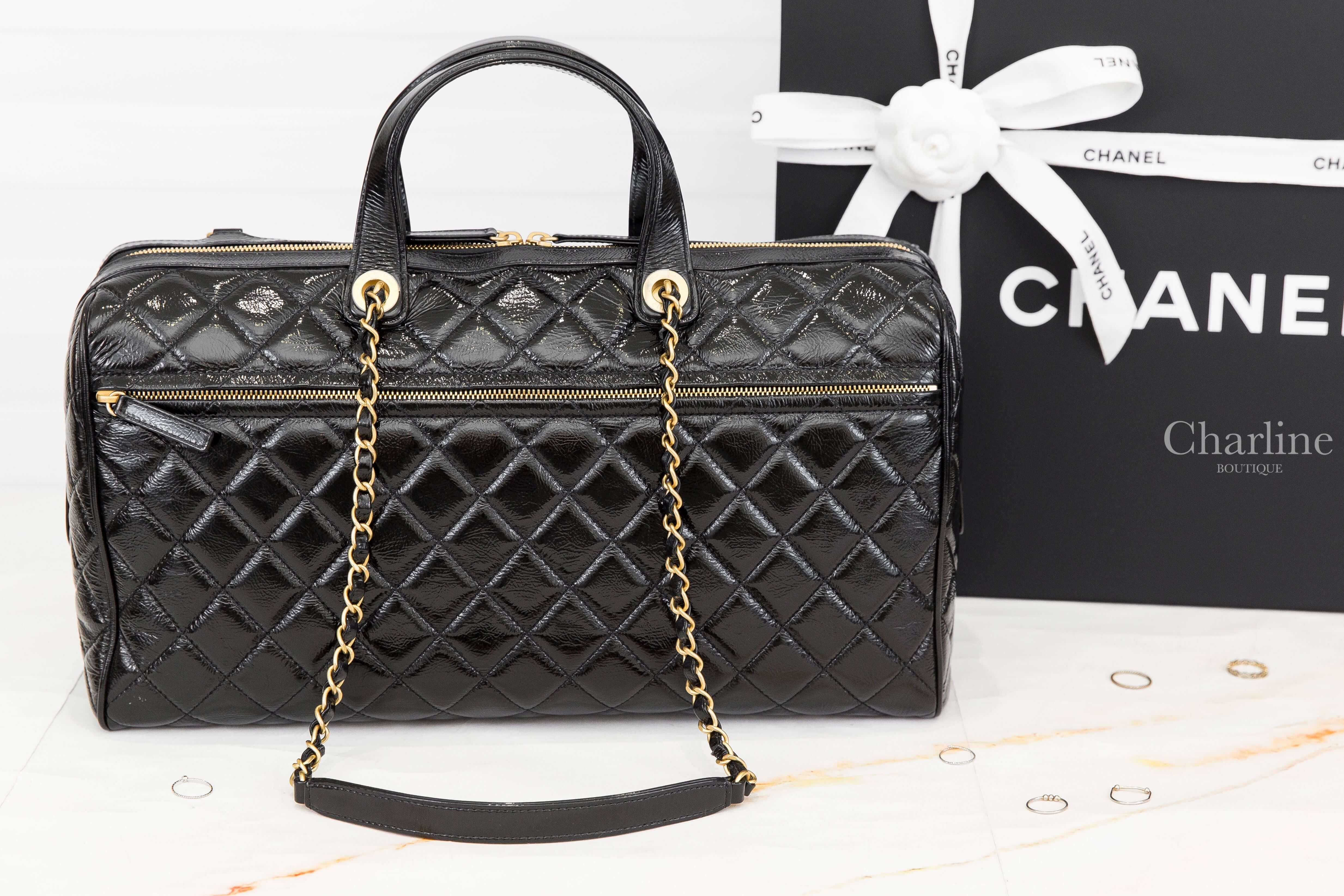 Chanel Maxi Bowling Bag 黑色金CC金鍊特大型油蠟小牛皮菱格紋手提肩背包-Charline Boutique 精品代購