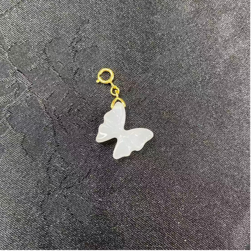 CNAG0707-309 白玉鑲銀白玉蝴蝶JDIEAF-56338【連合金鏈連盒連證書】*隨機紋理款一件 (A9)