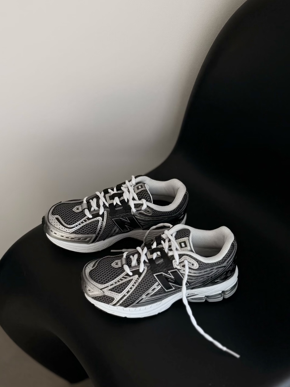 代購-NEW BALANCE NB 1906R 復古Y2K 銀黑 男女同款 U1906RCG