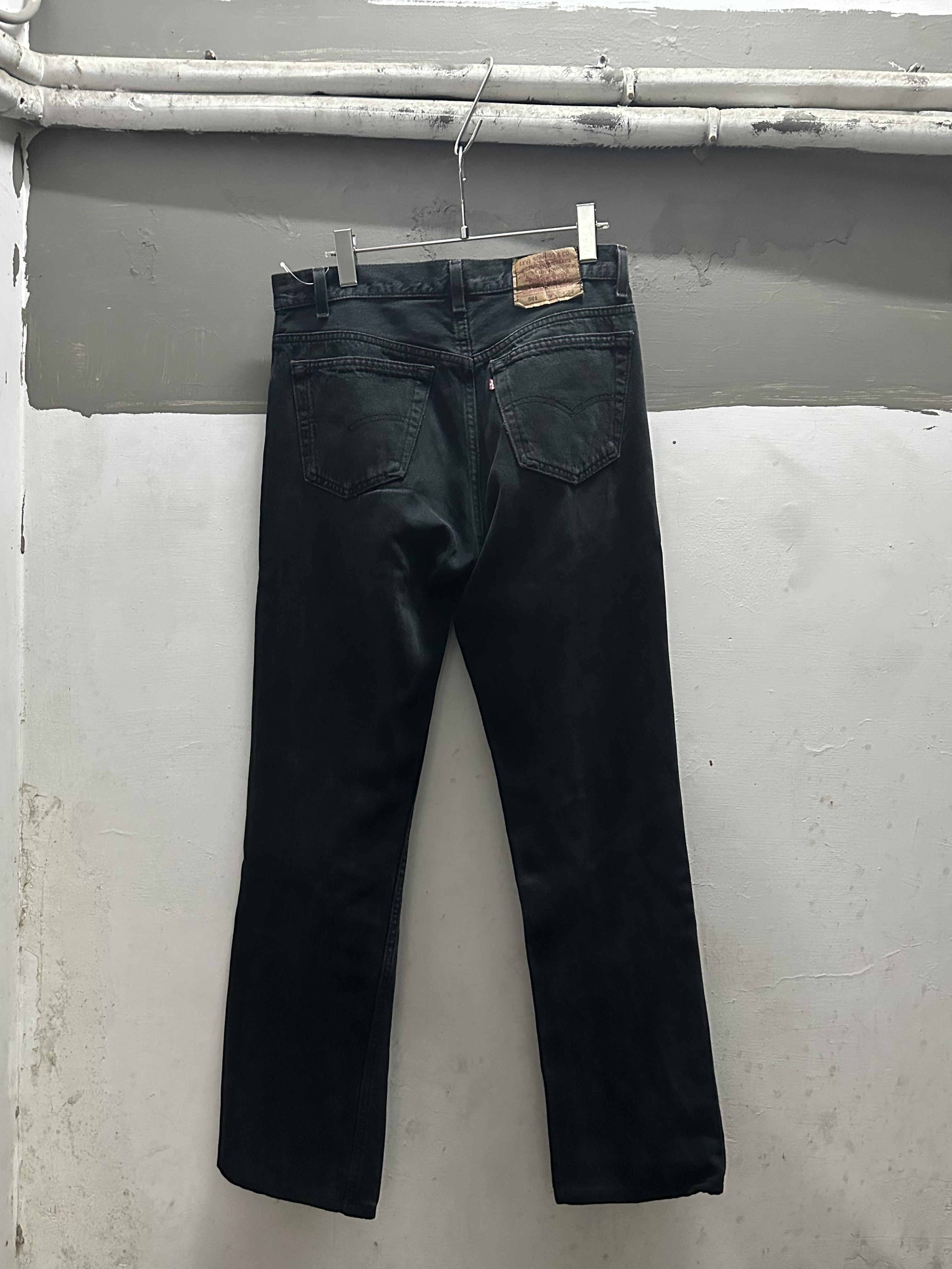 90’s Levi’s 501 Black  (MADE IN USA)