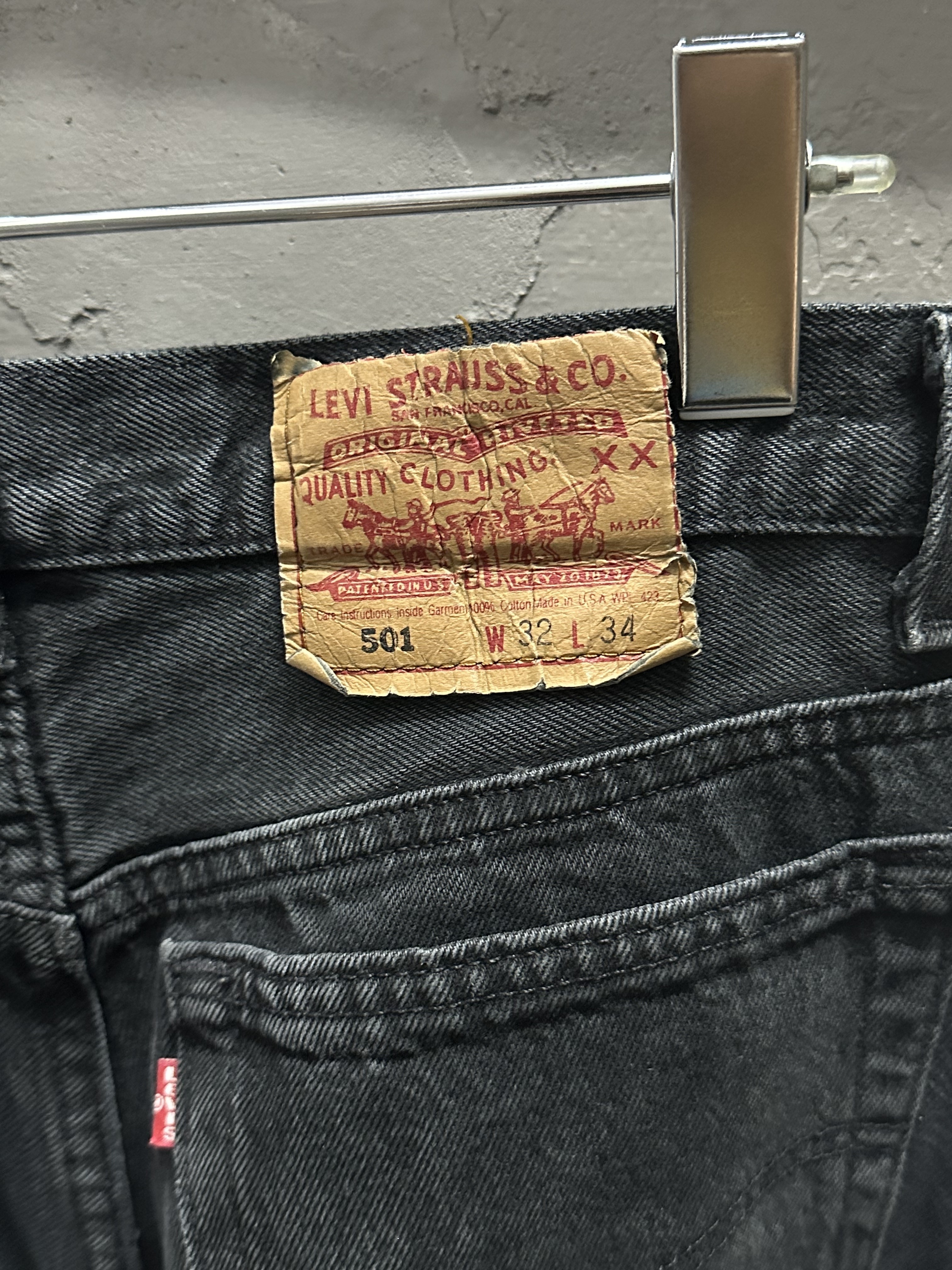 90’s Levi’s 501 Black  (MADE IN USA)
