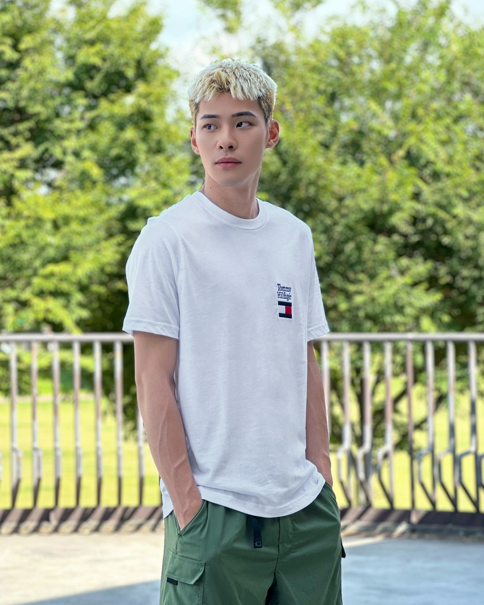 Tommy Hilfiger 電繡小字母+國旗 短袖上衣 短T