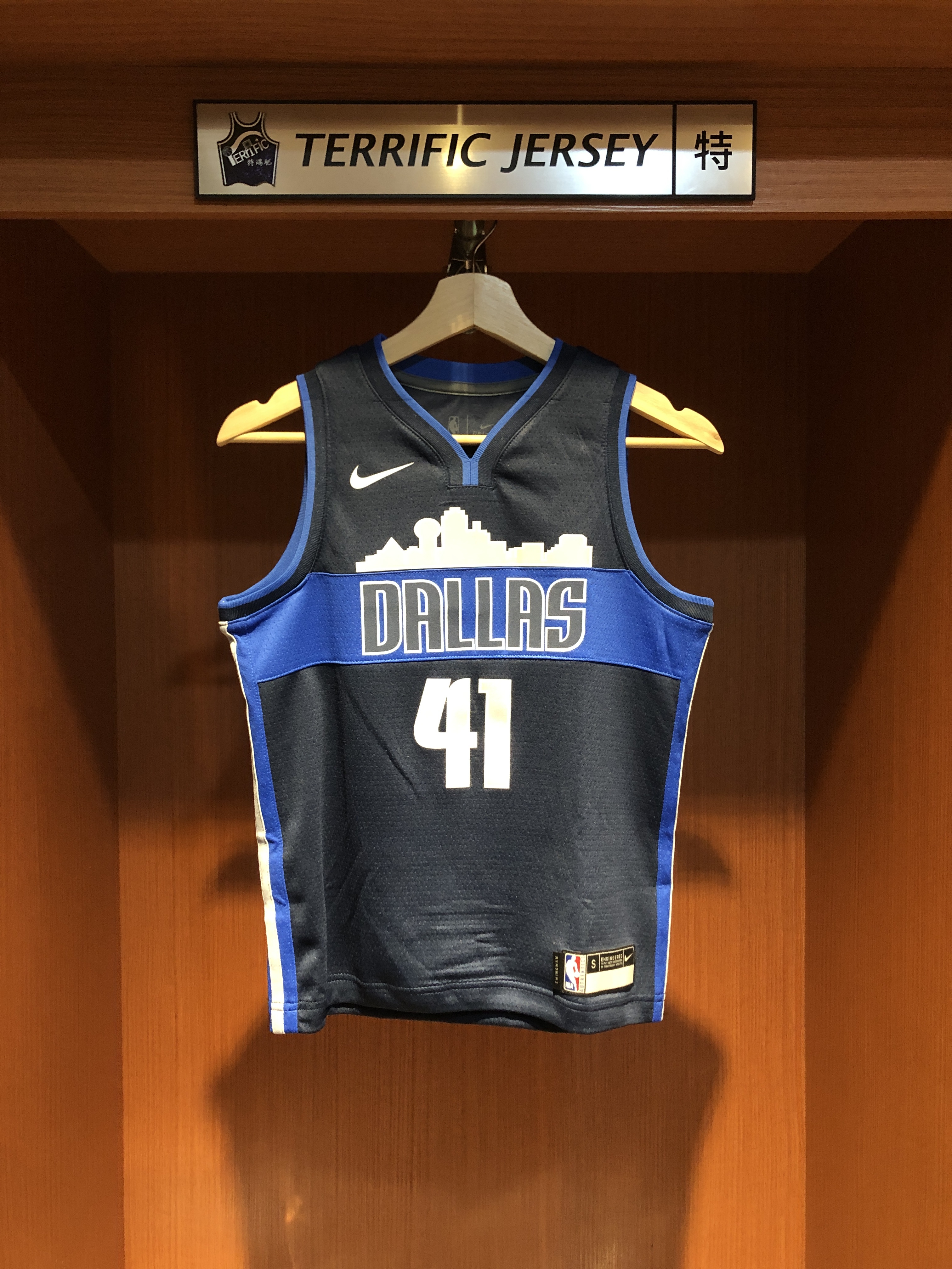 NBA球衣 Dirk Nowitzki 達拉斯小牛 天際線 Statement Nike Youth Swingman 球迷版 青年版 熱轉印 全新