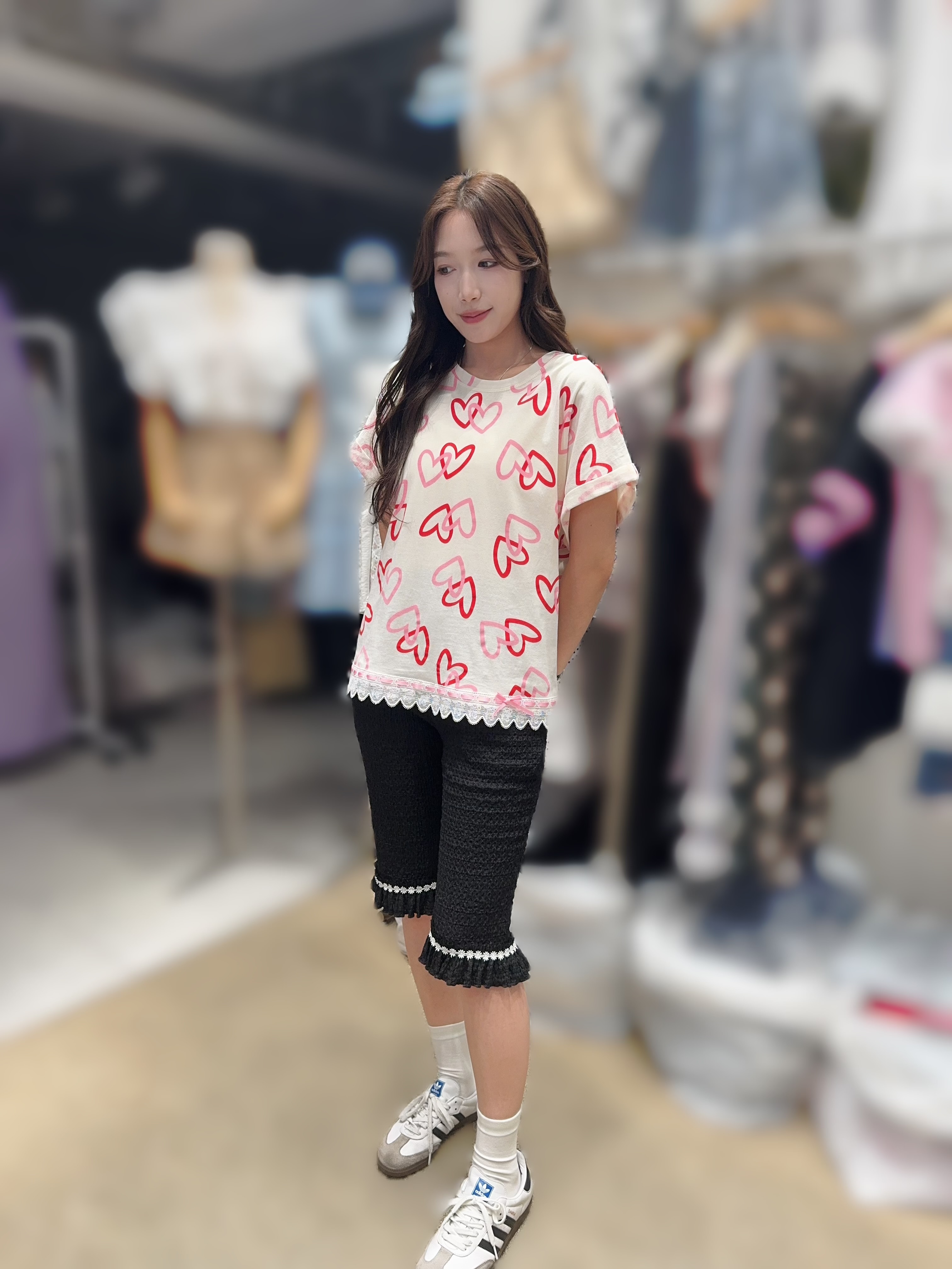 VS05 胸46-59 長24 $499